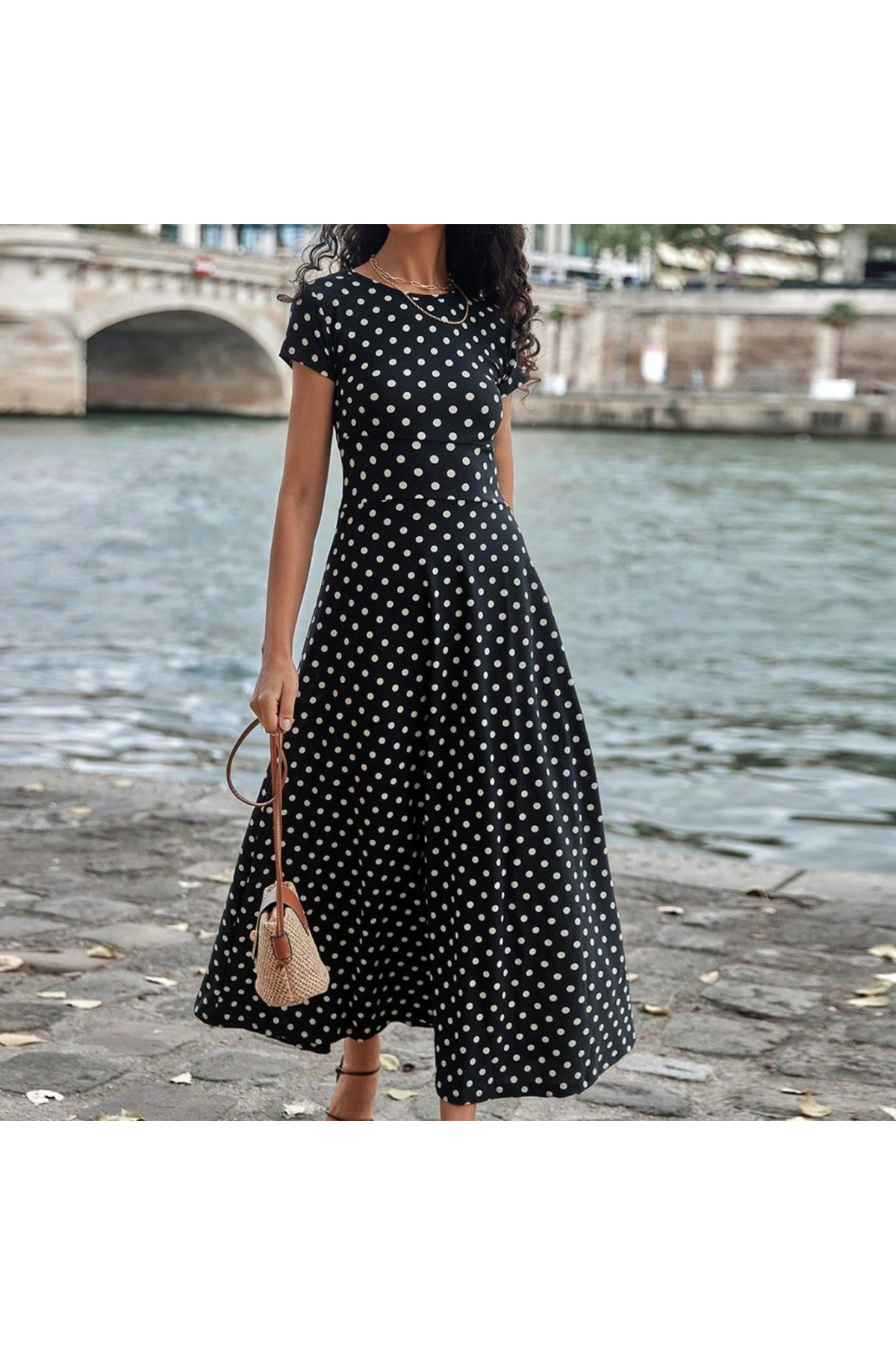 Kadın Kısa Kollu Bisiklet Yaka Puantiyeli Maksi örme Krep Elbise