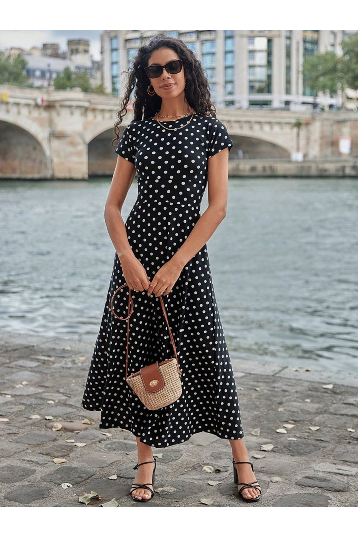 Kadın Kısa Kollu Bisiklet Yaka Puantiyeli Maksi örme Krep Elbise