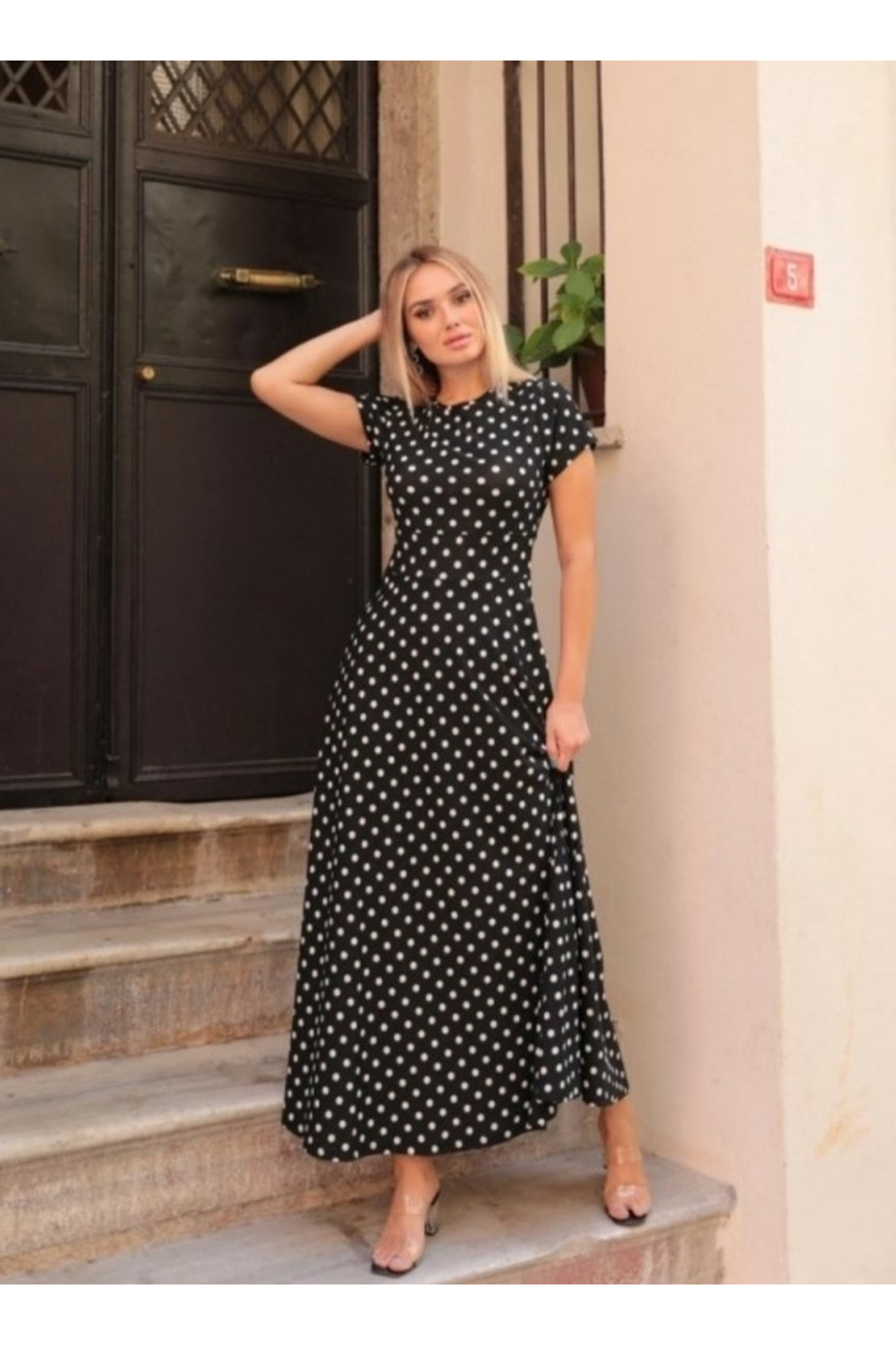 Kadın Kısa Kollu Bisiklet Yaka Puantiyeli Maksi örme Krep Elbise