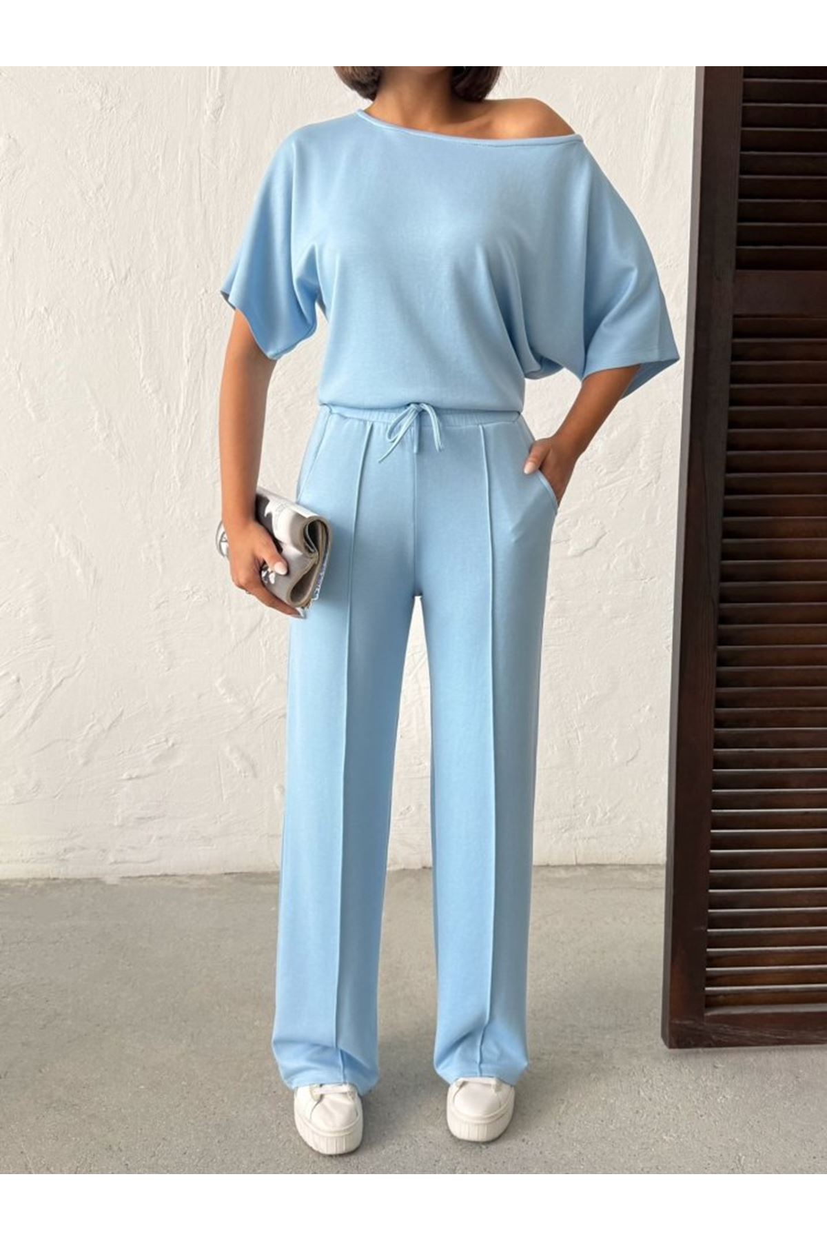 Kadın İsa Kollu Kayık Yaka Bluz Ve Pantolon Misal Kumaş Ikili Takım