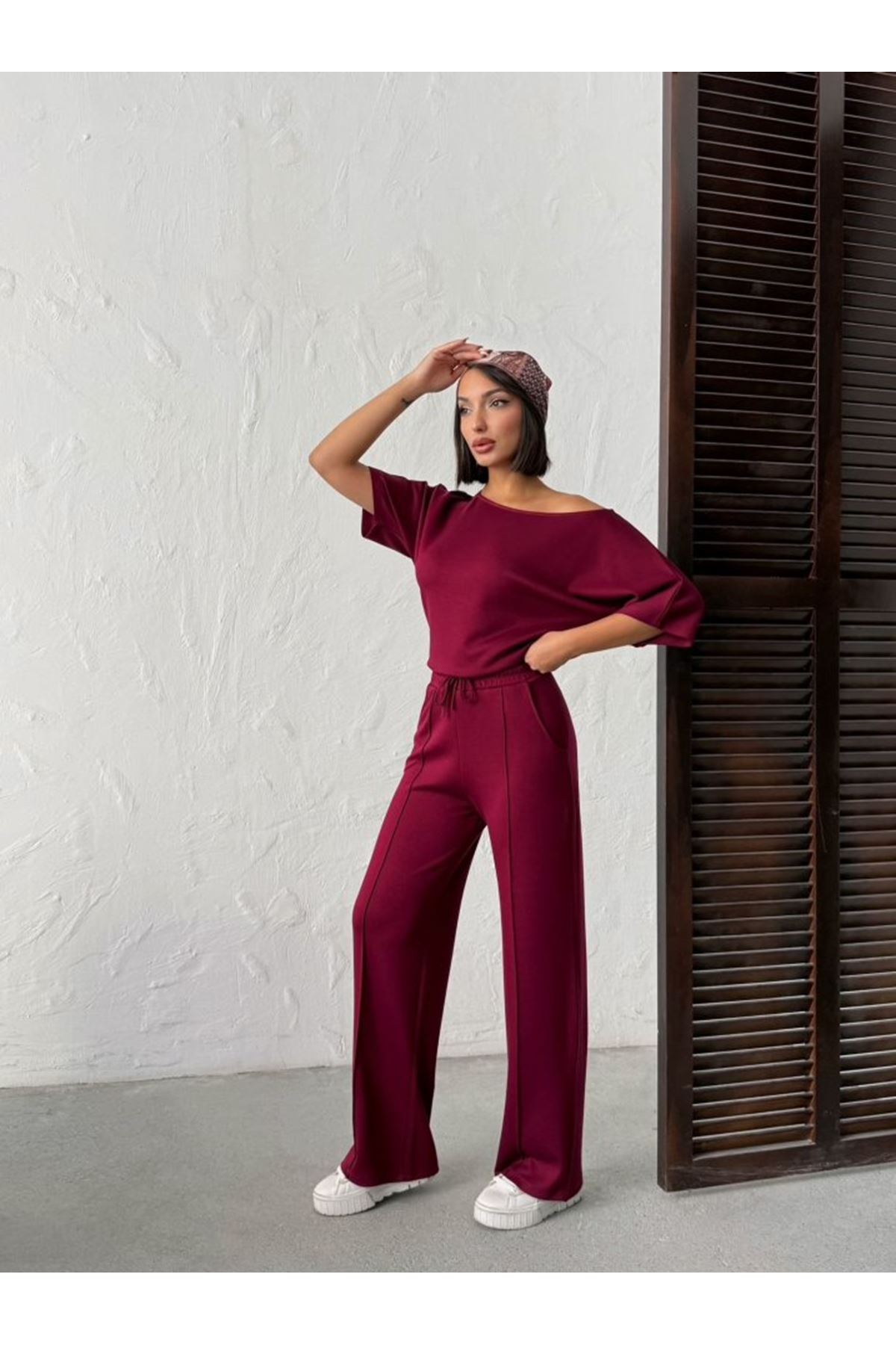 Kadın İsa Kollu Kayık Yaka Bluz Ve Pantolon Misal Kumaş Ikili Takım