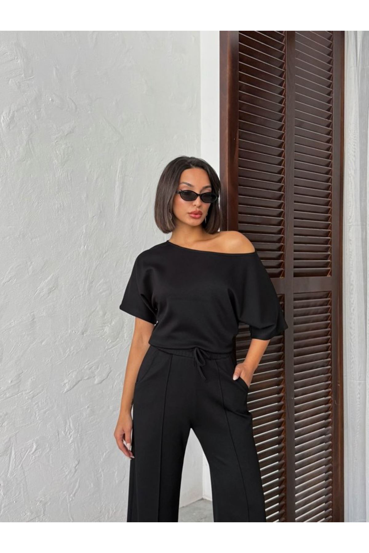 Kadın İsa Kollu Kayık Yaka Bluz Ve Pantolon Misal Kumaş Ikili Takım