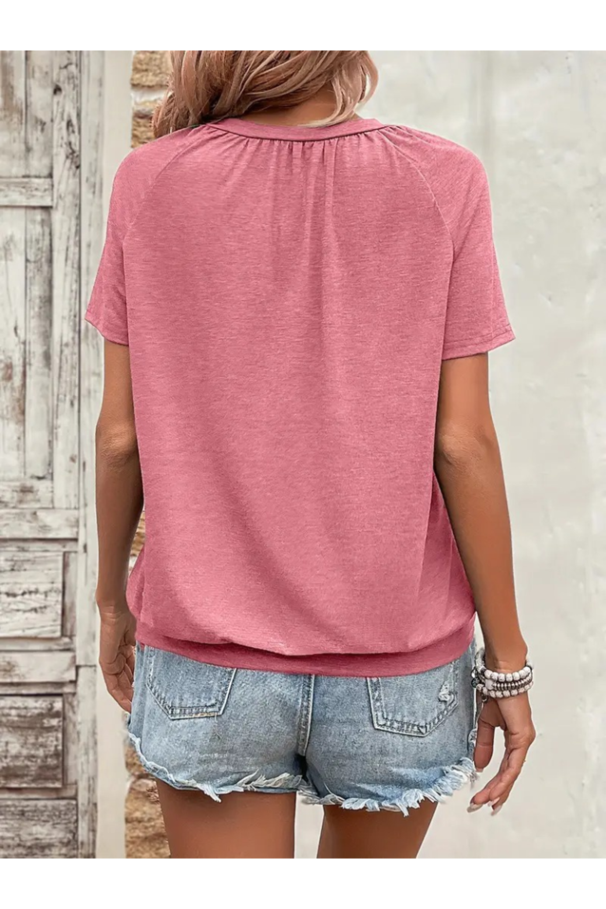 Kadın Kısa Kollu V Yakalı Büzgü Detaylı Viskon Bluz