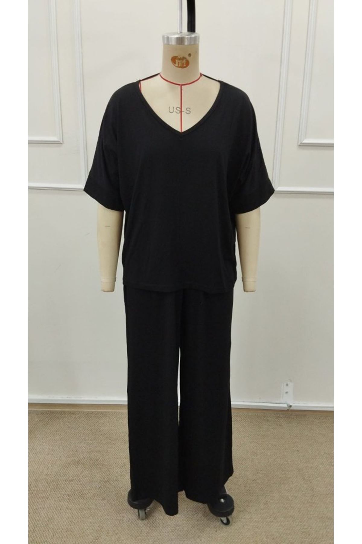Kadın Kısa Kollu V Yakalı Viskon Bluz Ve Pantolon Ikili Takım