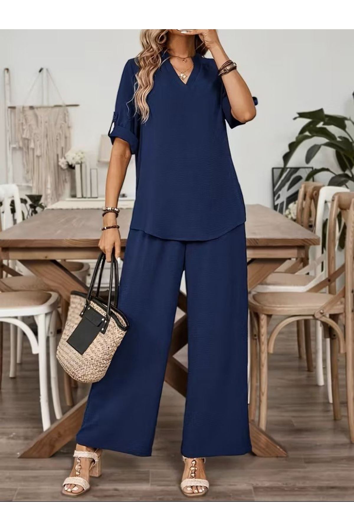 Kadın Kısa Kollu V Yakalı Aerobin Bluz Ve Pantolon Ikili Takım