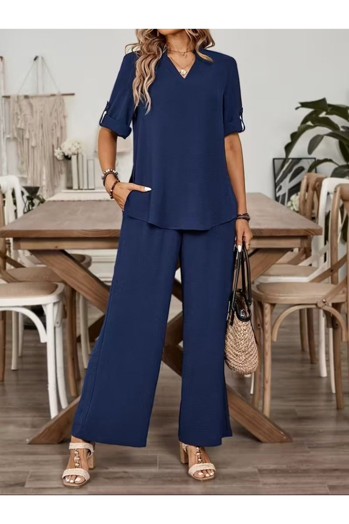 Kadın Kısa Kollu V Yakalı Aerobin Bluz Ve Pantolon Ikili Takım