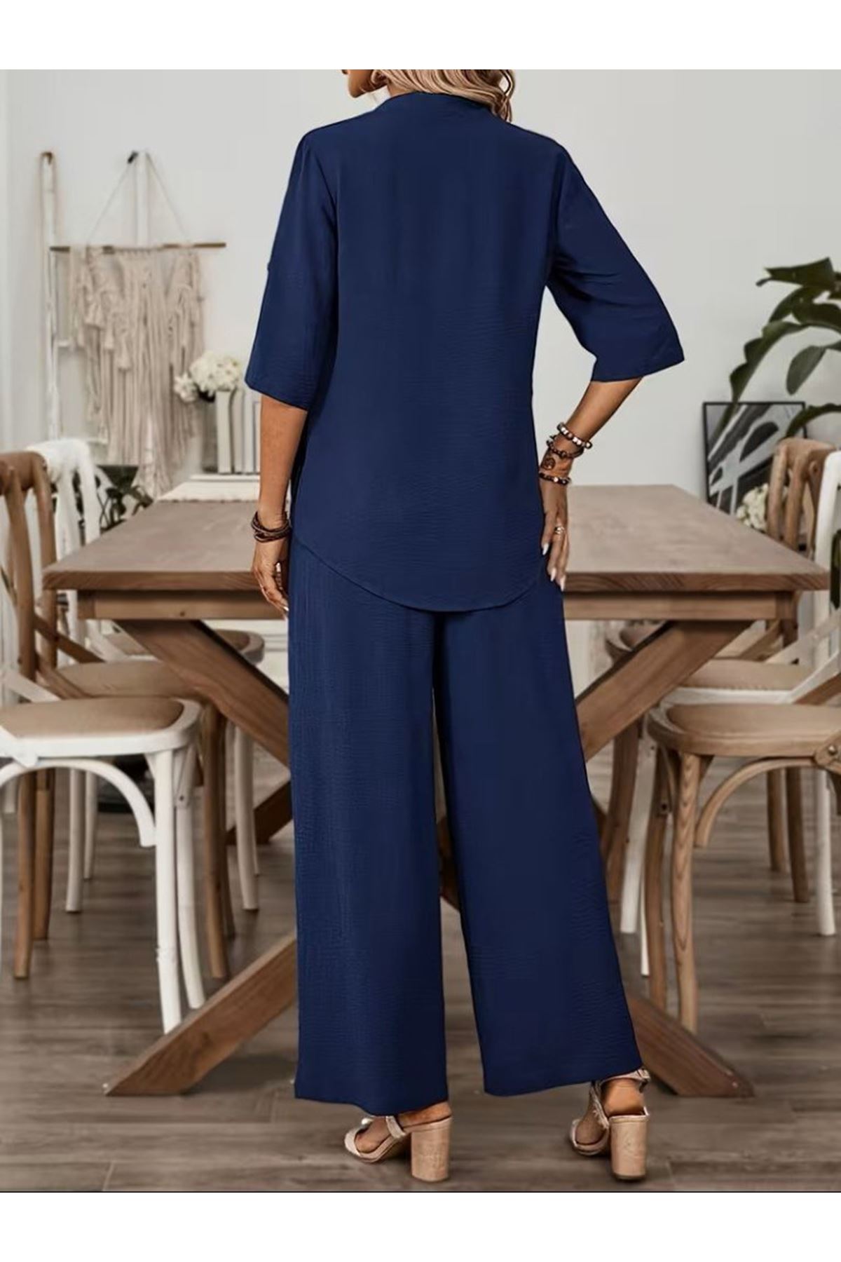 Kadın Kısa Kollu V Yakalı Aerobin Bluz Ve Pantolon Ikili Takım