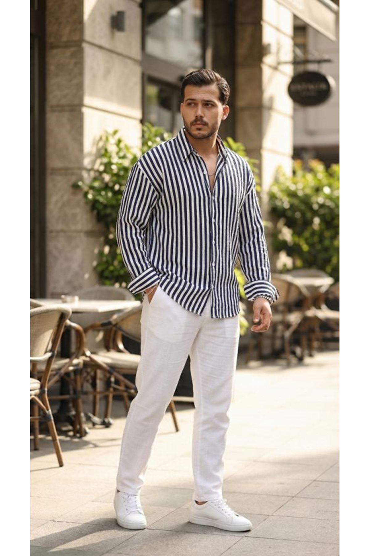 Erkek Dikey Çizgili Yarım Oversize Gömlek