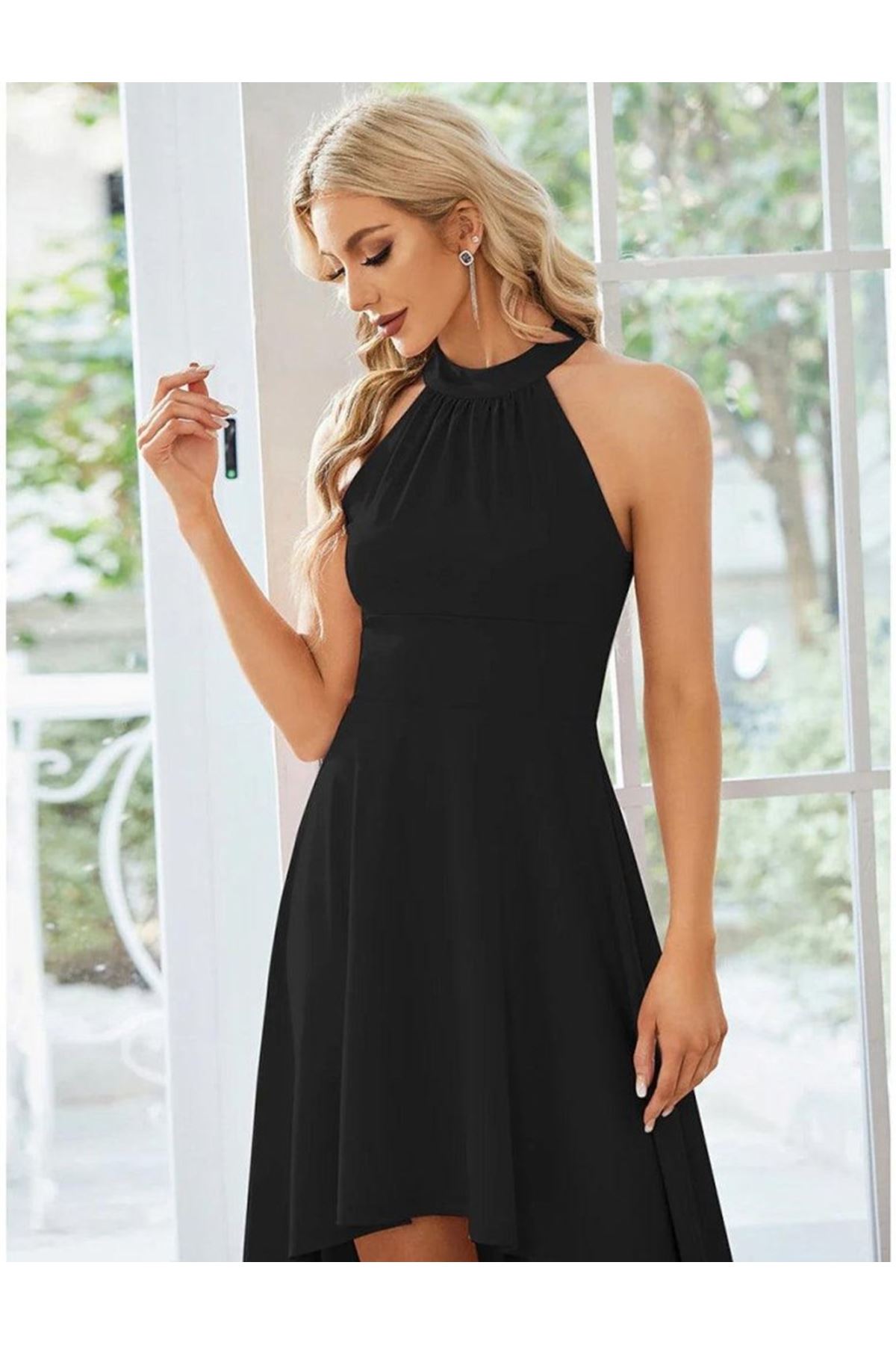 Kadın Omuzlardan Açık Boyundan Halka Detaylı Görünümlü Asimetrik Detaylı Kısa Ithal Krep Elbise