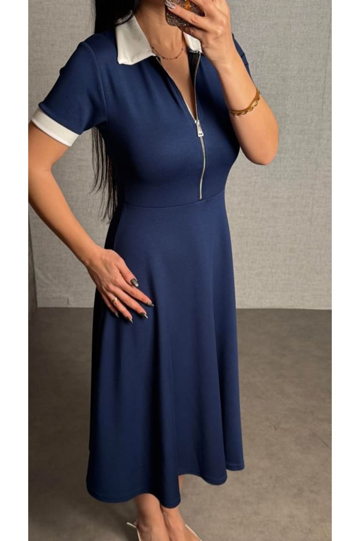 Kadın Kısa Kollu Ribana Ve Fermuar Detay Midi Boy Elbise