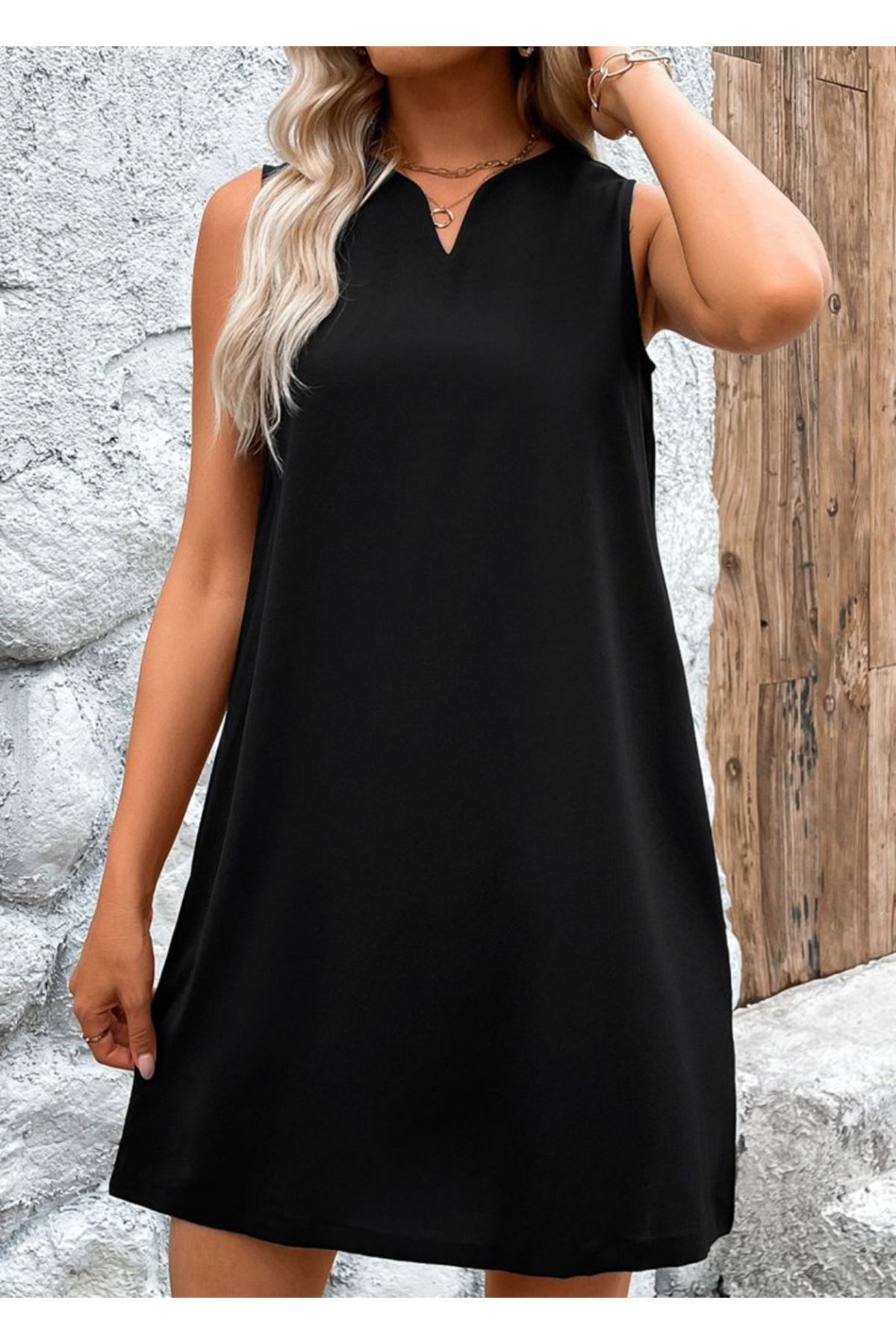 Kadın Askılı V Yakalı Geniş Kesim Detaylı Kısa Janjan Krep Elbise