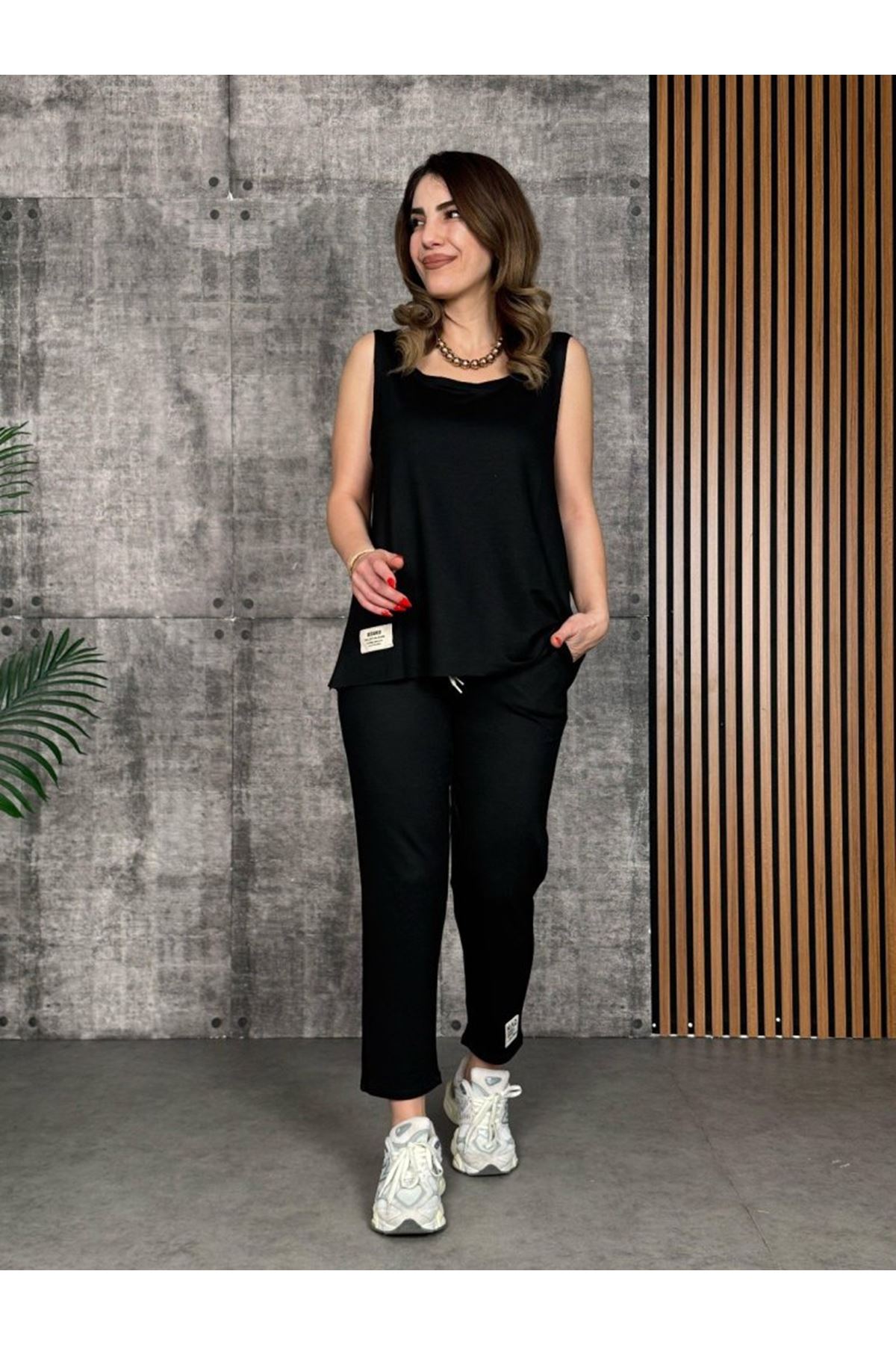 Kadın Askılı Yuvarlak Yaka Viskon Iki Iplik Bluz Ve Eşofman Altı Ikili Takım