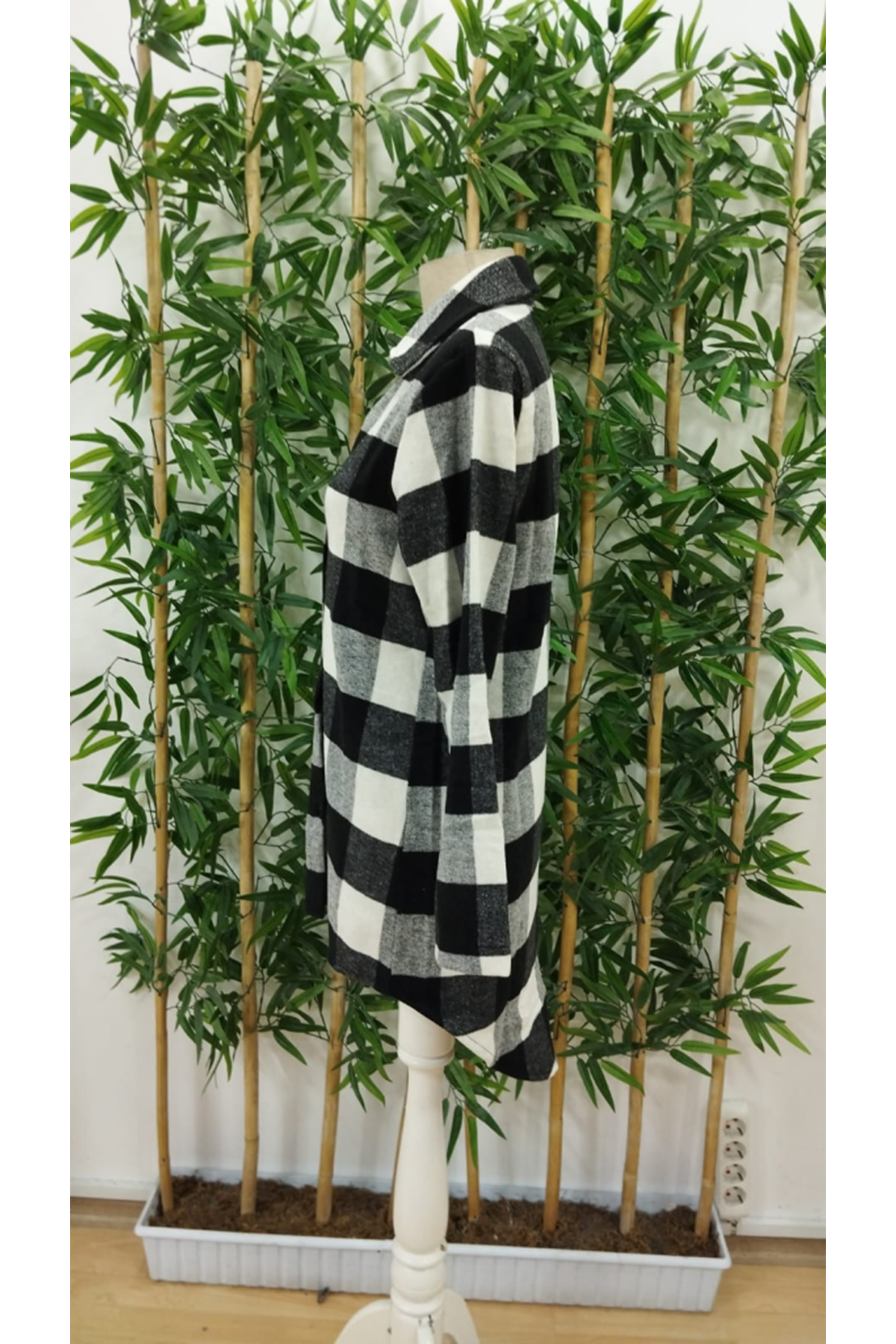 Kadın Uzun Kollu Ekoseli önden Düğmeli Dokuma Uzun Gömlek