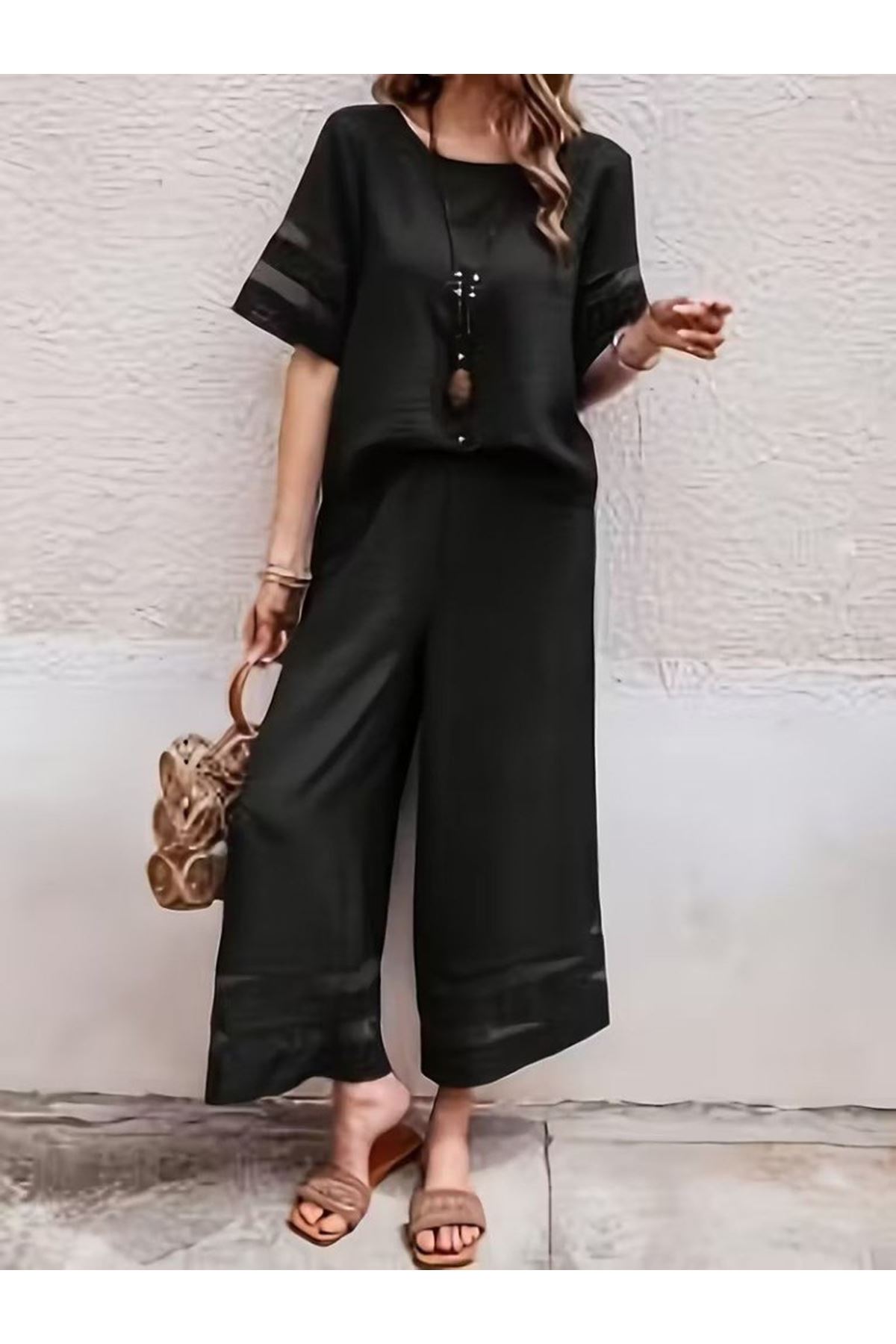 Kadın Kısa Kollu Bisiklet Yakalı Tül şerit Detaylı Bluz Ve Pantolon Ikili Takım