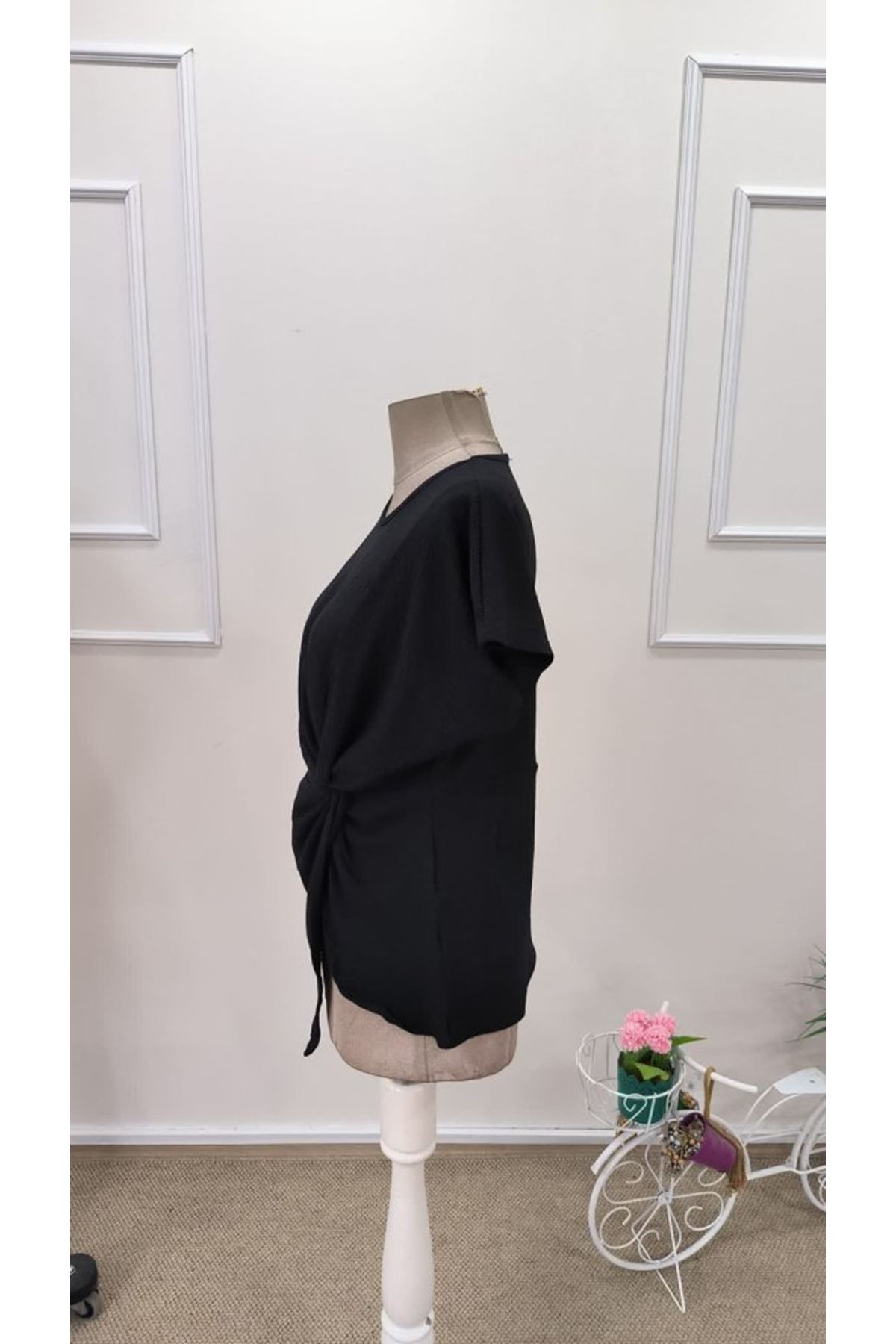 Kadın Kısa Kollu Yuvarlak Yakalı Yandan Sarmal Detaylı Bürümcük Bluz