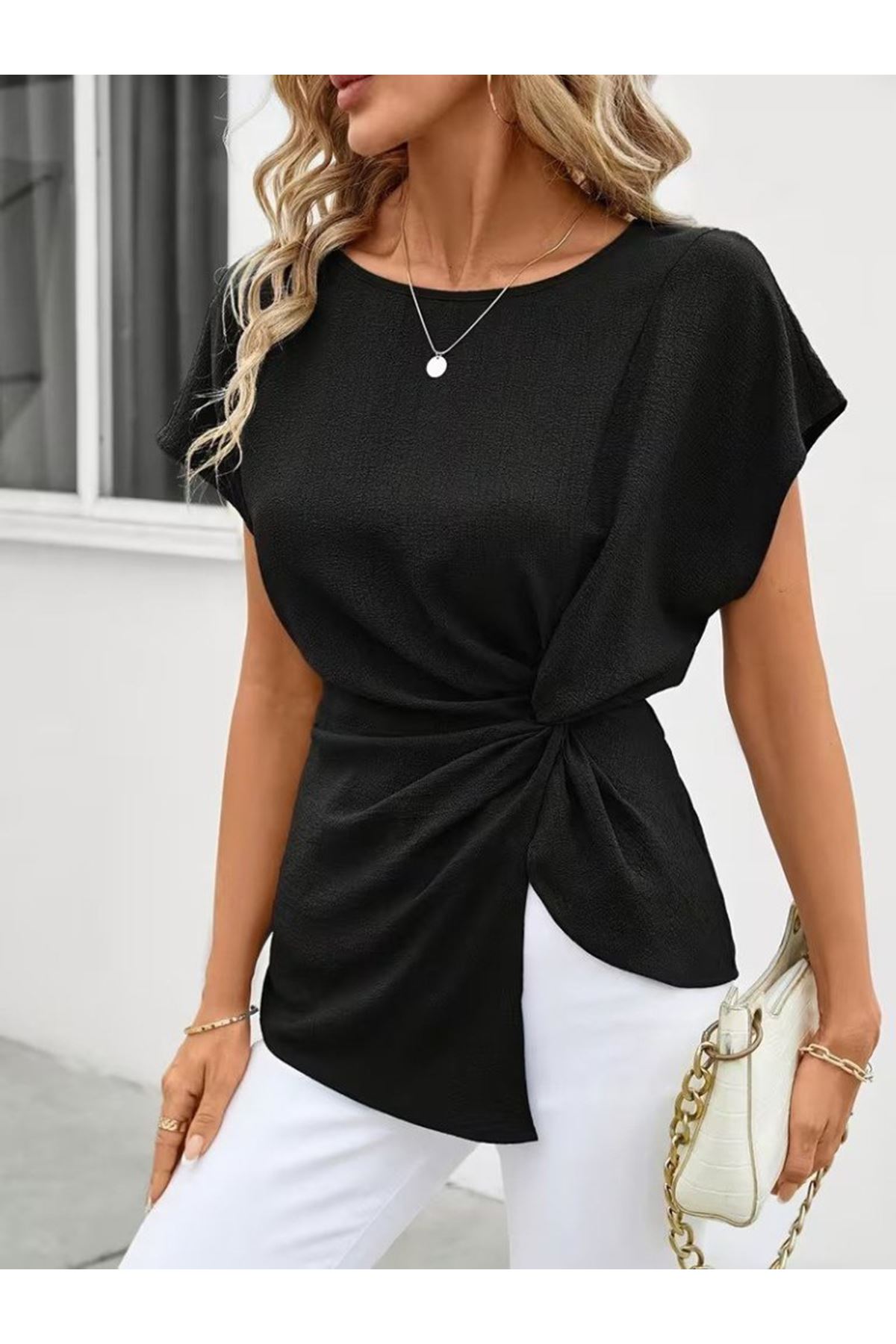Kadın Kısa Kollu Yuvarlak Yakalı Yandan Sarmal Detaylı Bürümcük Bluz