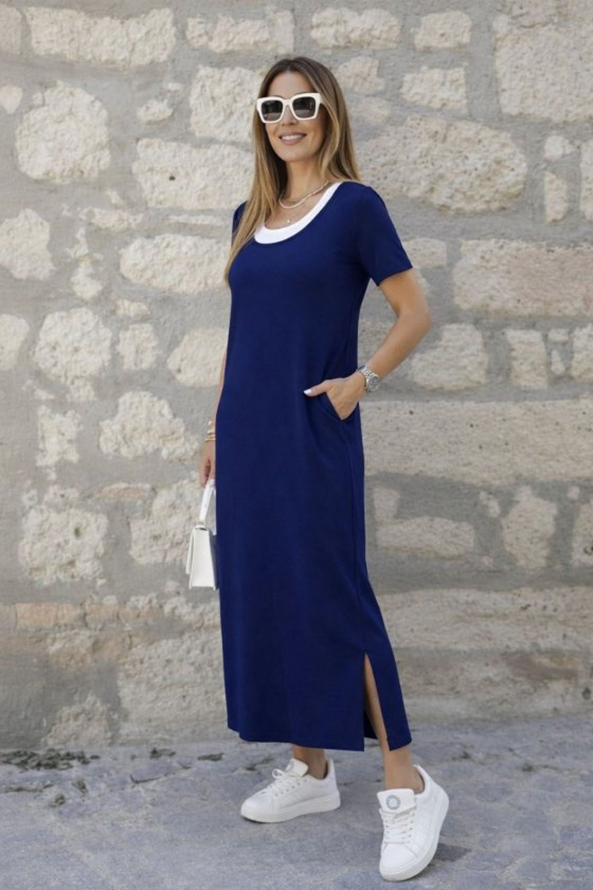 Kadın Kısa Kollu Içi Atlet Görünümlü Yandan Yırtmaçlı Uzun Viskon Elbise