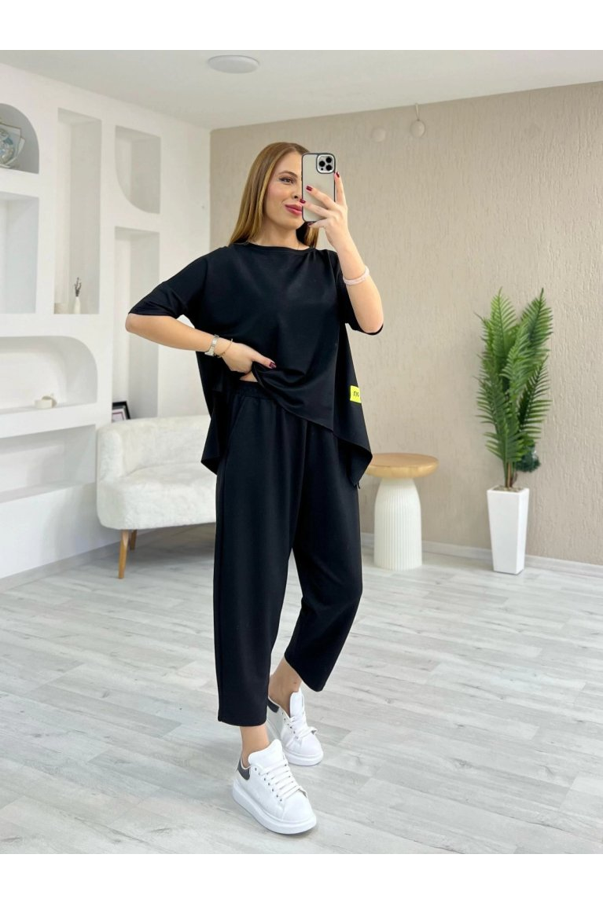 Kadın Kısa Kollu Bisiklet Yaka Viskon Iki Iplik Bluz Ve Pantolon Ikili Takım