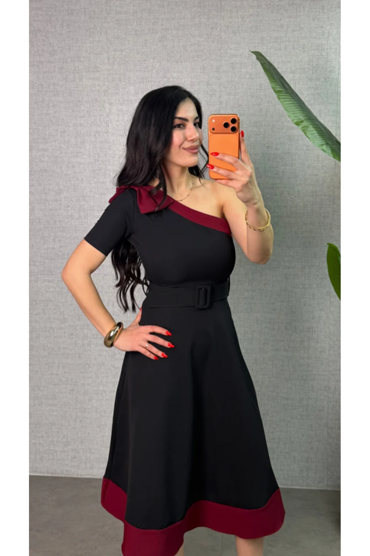 Kadın Tek Omuz Fiyonk Detaylı Midi Boy Elbise