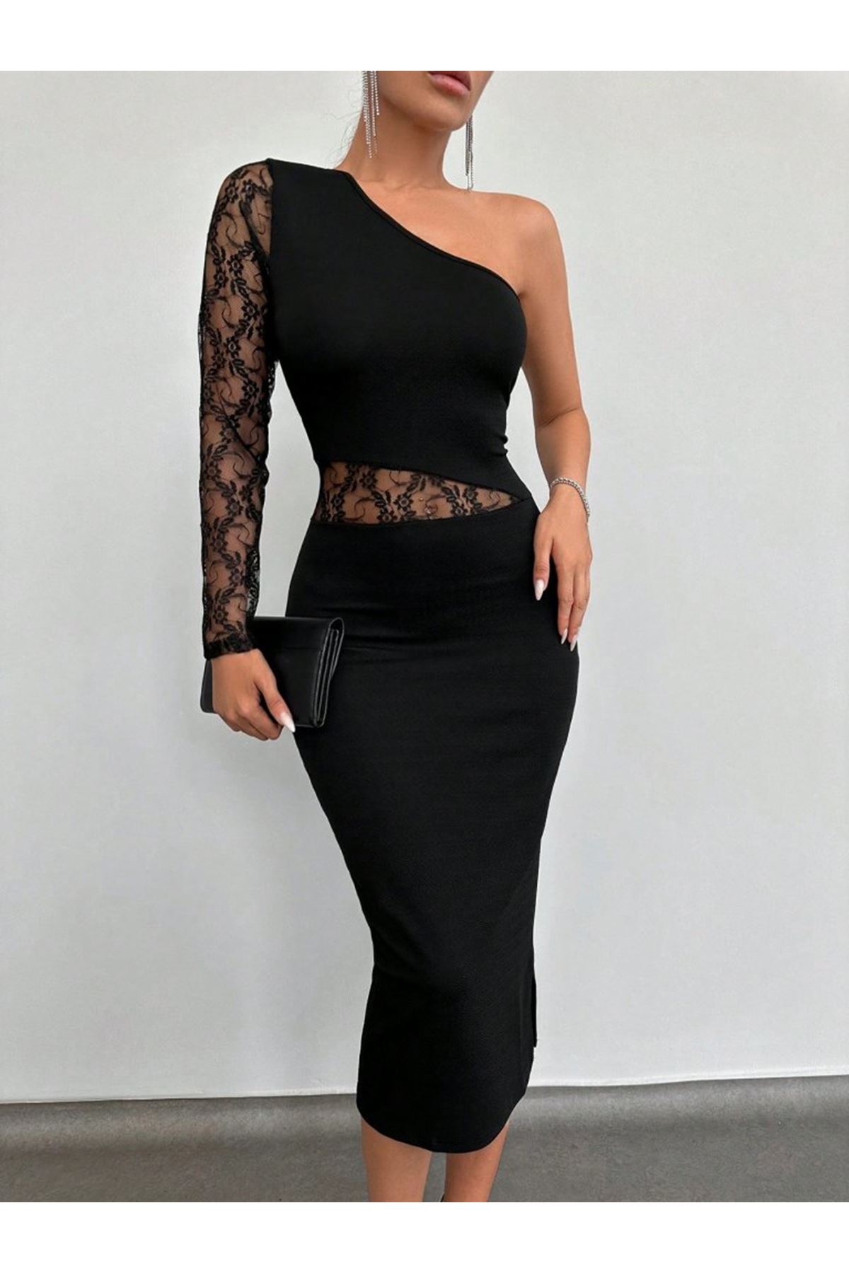 Kadın Siyah Tek Kol Dantel Detay Omuz Dekolte Krep Elbise