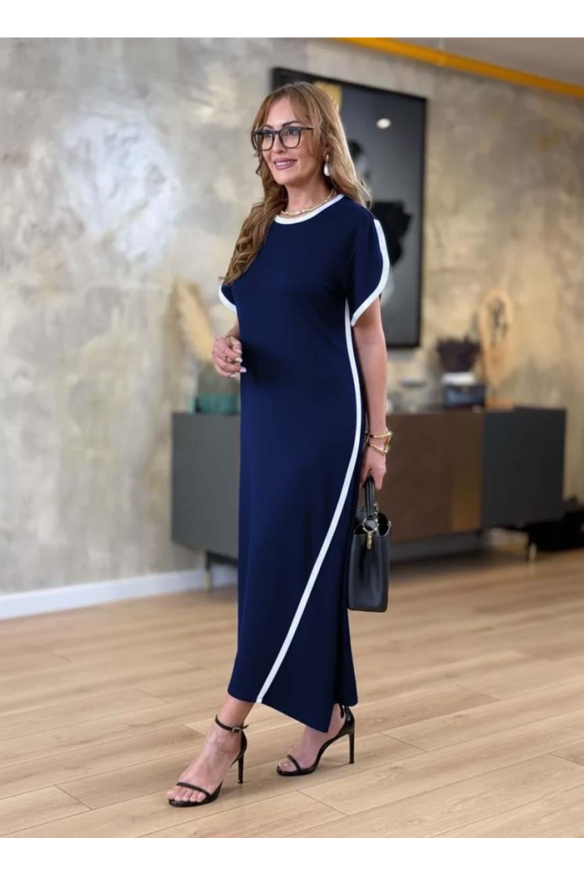 Kadın Kısa Kollu Bisiklet Yaka çift şerit Renk Detaylı Asimetrik Kesim Viskon Iki Iplik Elbise