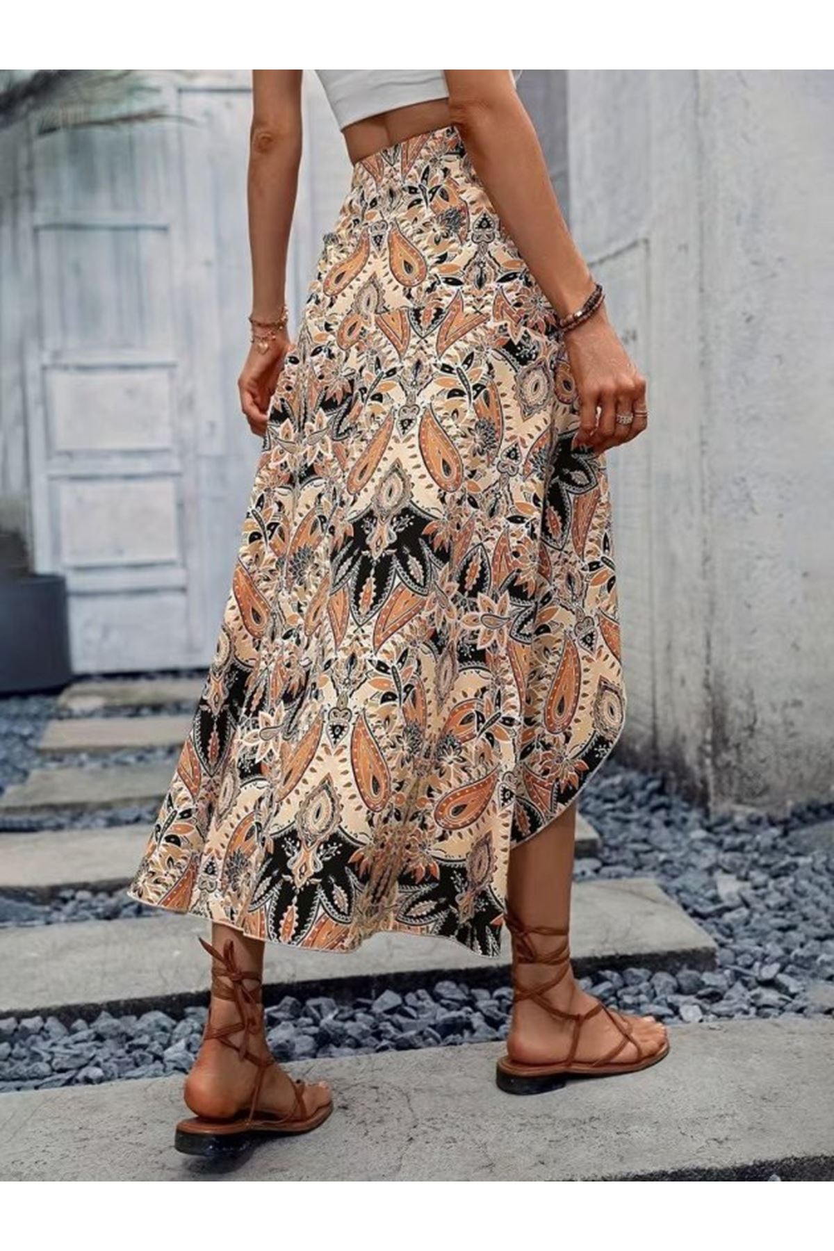 Kadın Yüksek Bel çiçek Desenli önü Asimetrik Detaylı Uzun Süprem Etek