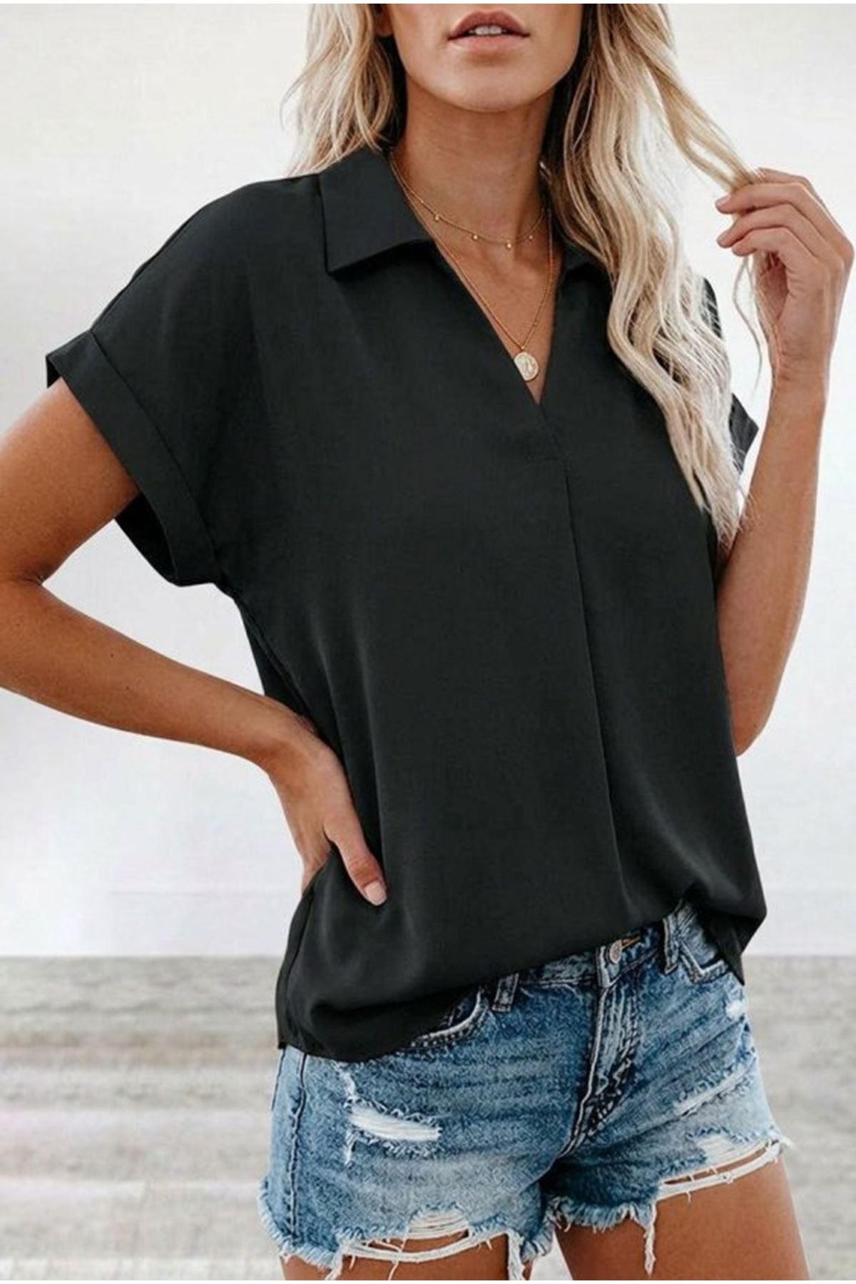 Kadın Kısa Kollu Yakalı Dokuma Viskon Bluz