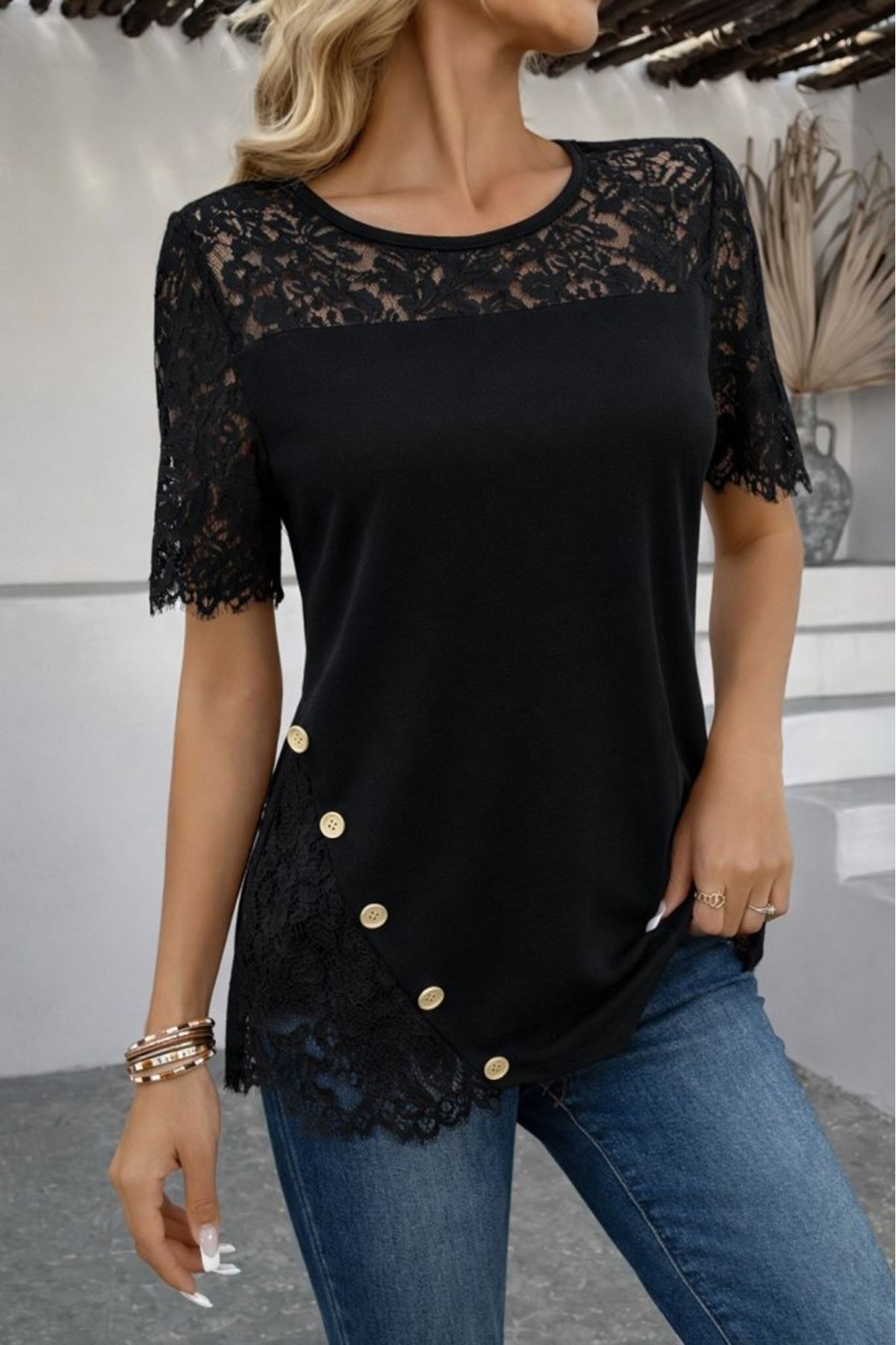 Kadın Kısa Kollu Dantel Detaylı Yandan Düğmeli Waffle Bluz