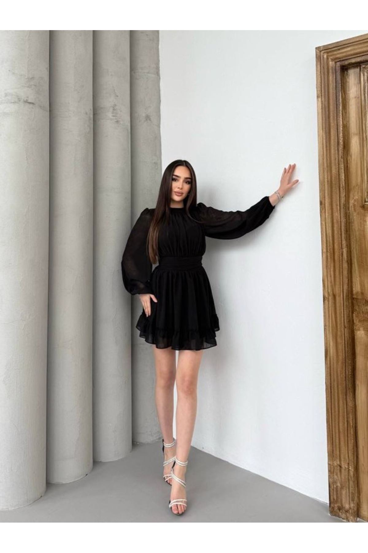 Kadın Yarım Balıkçı Yaka Kolları Transparan Astarlı Full şifon Elbise