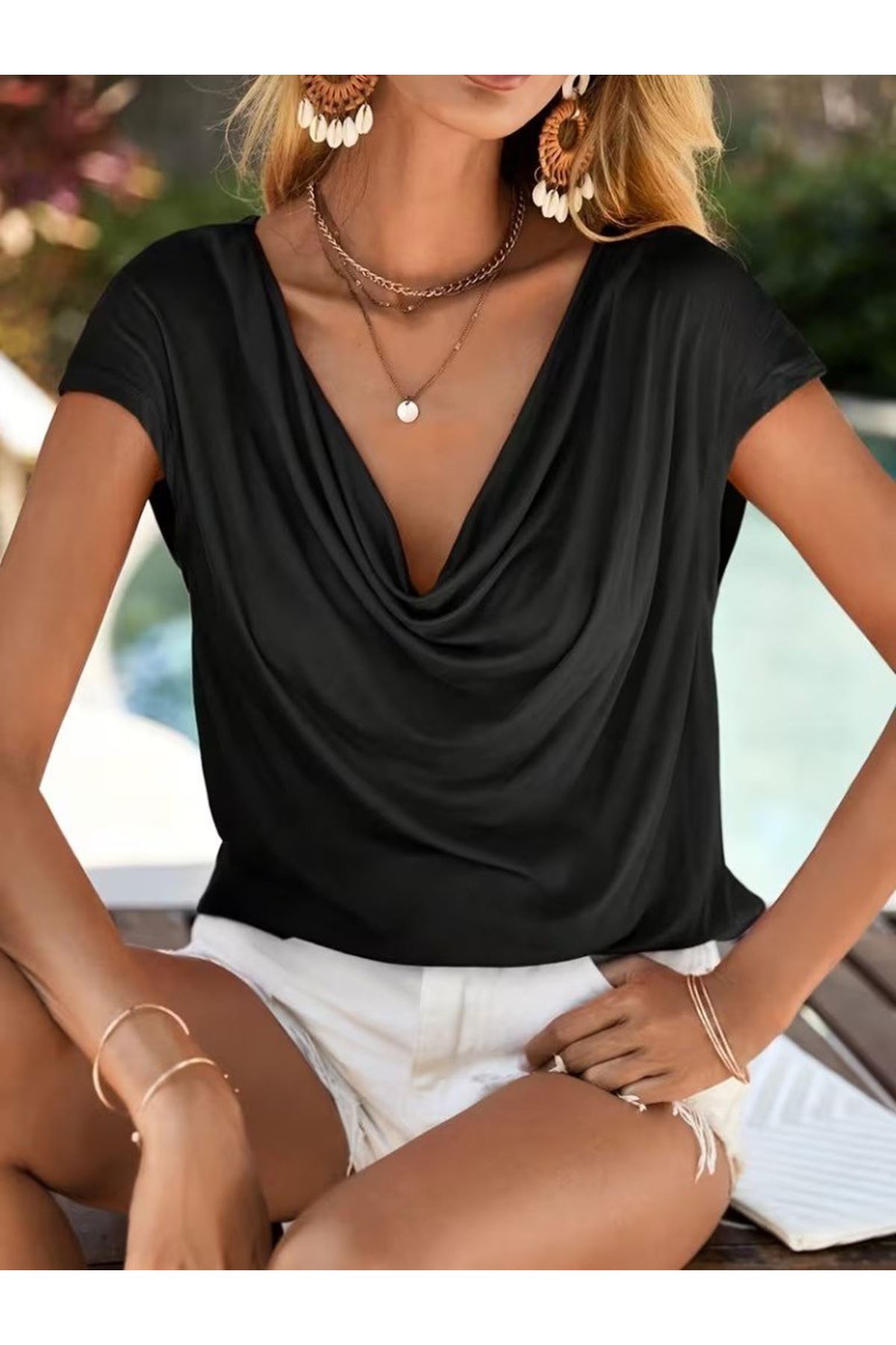 Kadın Kısa Kollu Degaje Yakalı Viskon Bluz