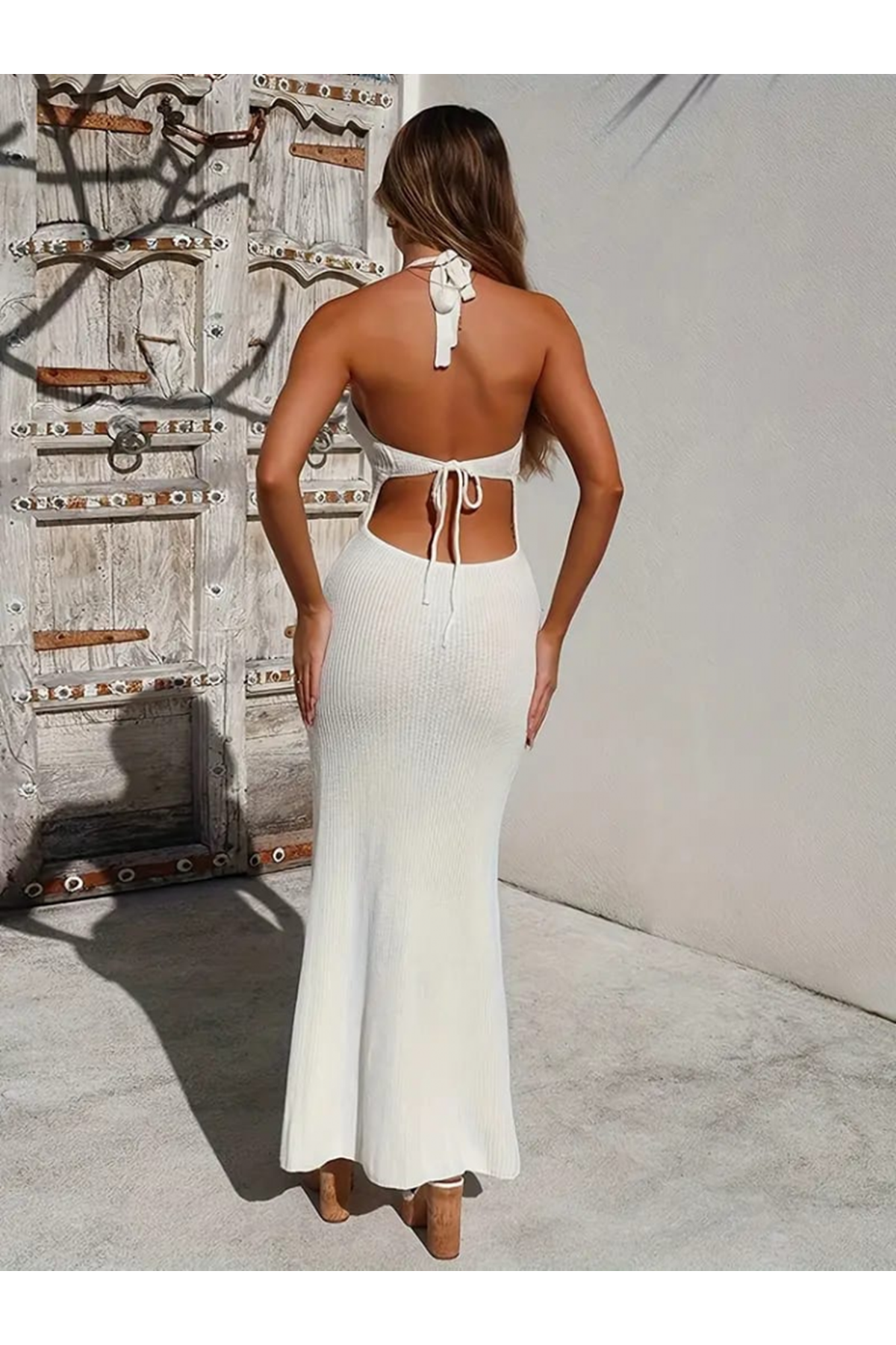 Kadın Boyundan Ve Sırttan Bağlamalı Dekolteli Triko Uzun Elbise