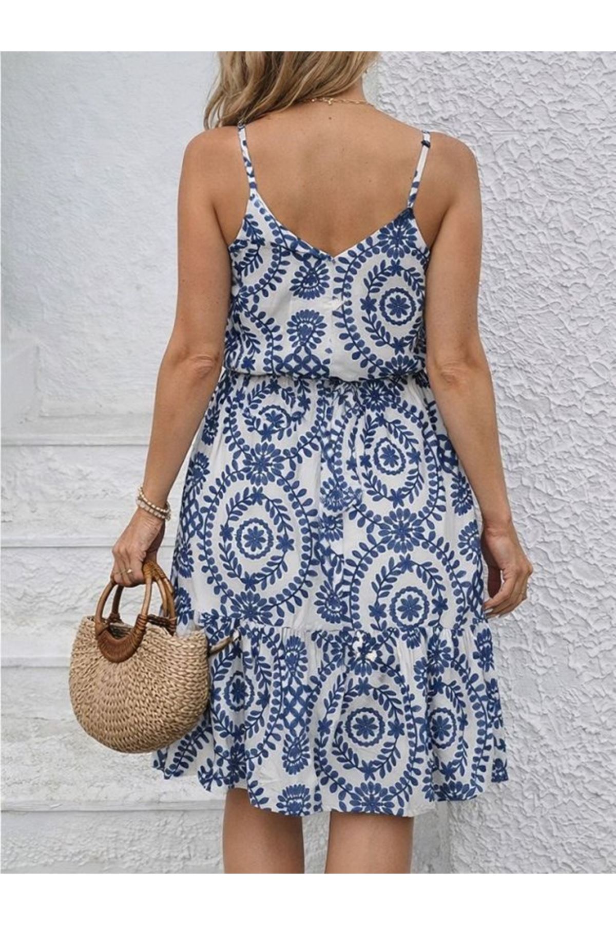 Kadın Ip Askılı V Yakalı Düğmeli Desenli Kısa Süprem Elbise