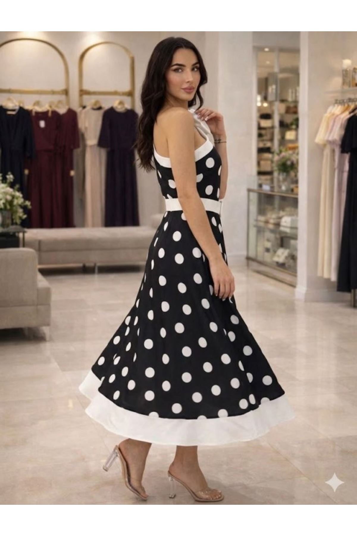 Kadın Omuz Dekolteli Fiyonk Ve Puantiye Detay Maxi Boy Elbise