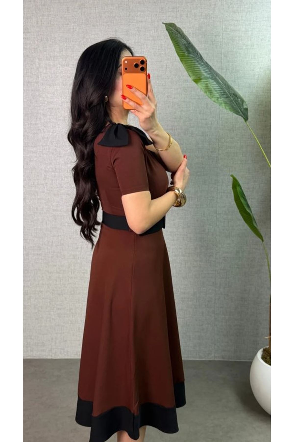 Kadın Tek Omuz Fiyonk Detaylı Midi Boy Elbise