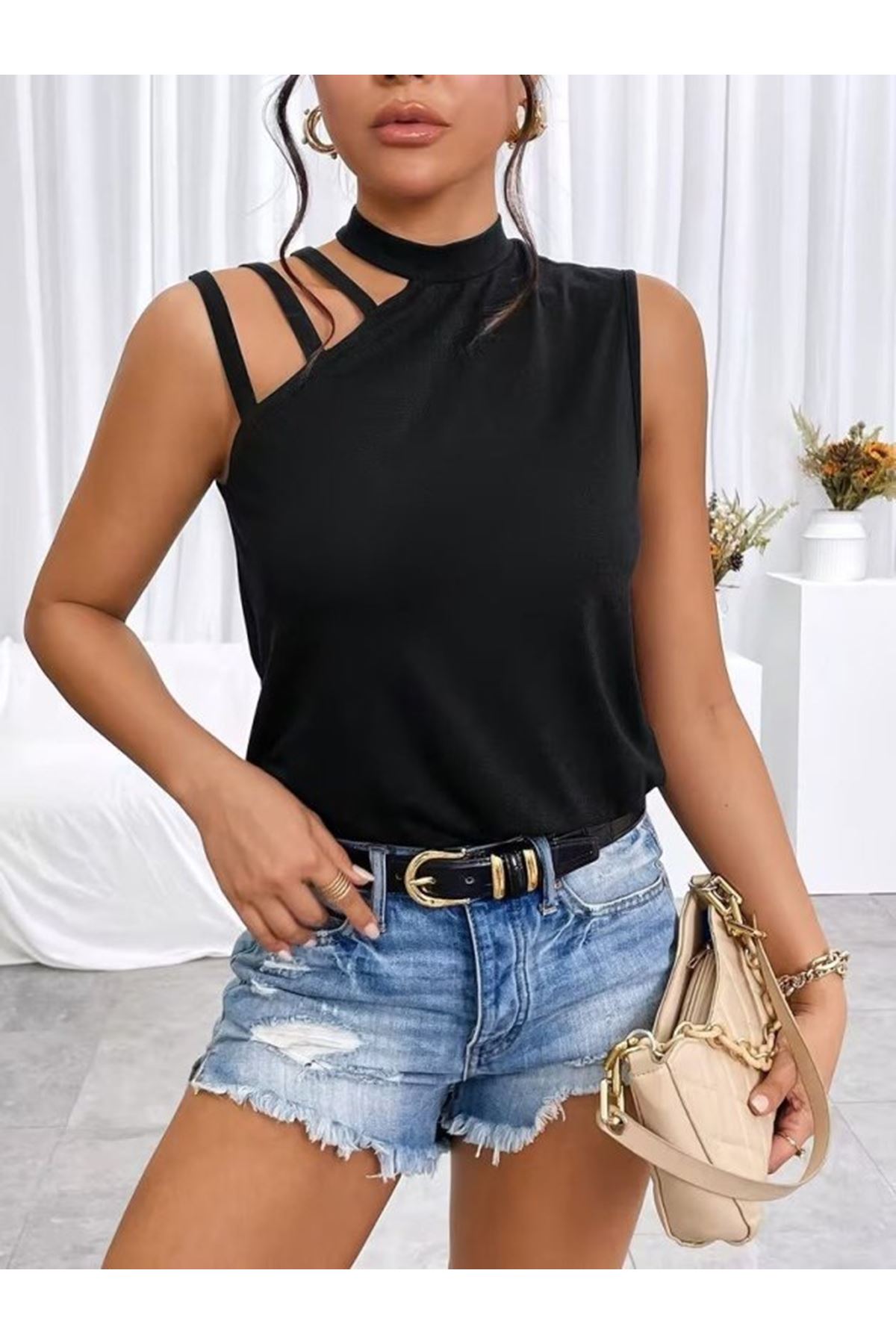 Kadın Omuzdan şerit Detaylı Yarı Balıkçı Yaka Viskon Bluz