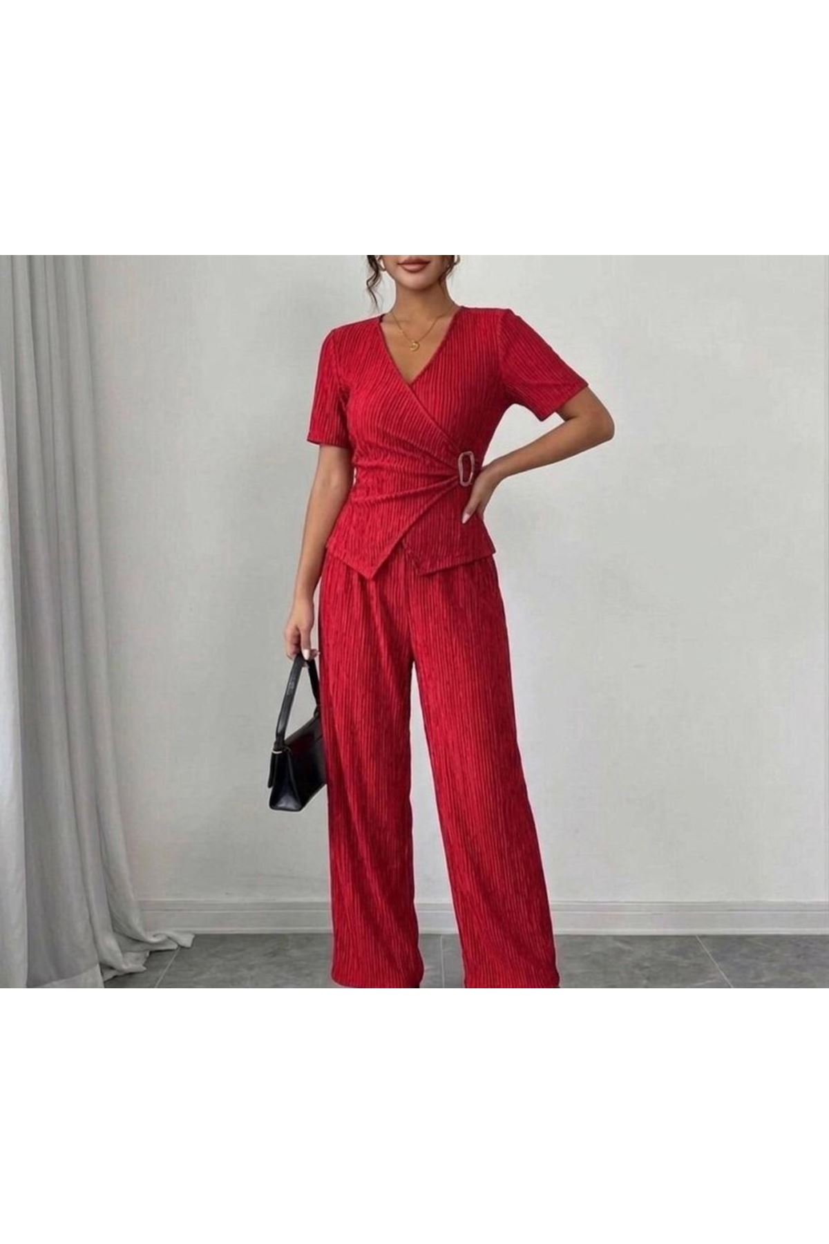 Kadın Toka Detaylı Kruvaze Takım