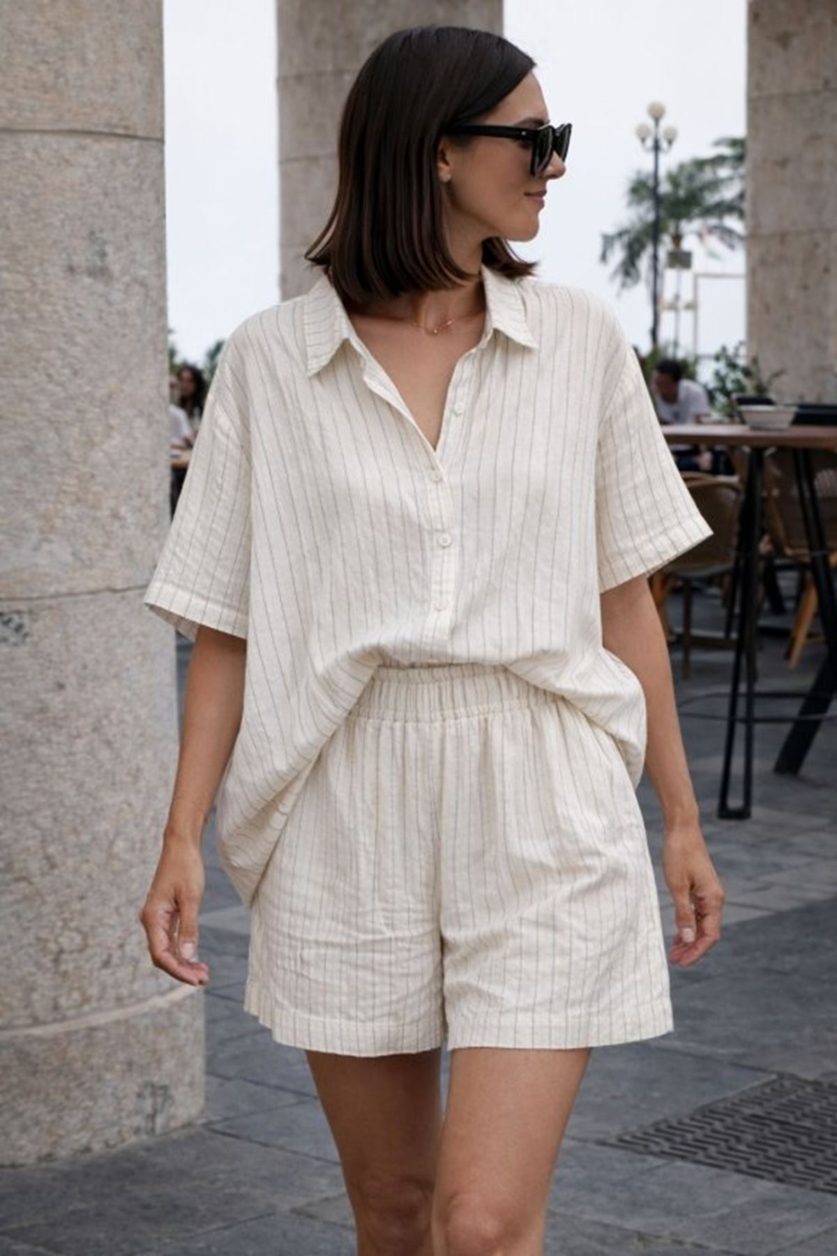 Kadın Kısa Kollu çizgili Modal Kumaş Gömlek Ve Yüksek Bel Lastik Detay şort Ikili Takım