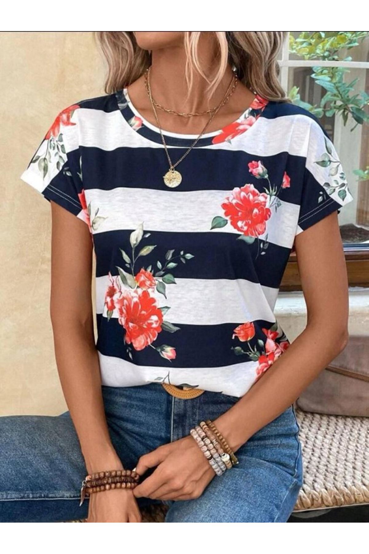 Kadın Gül Desenli çizgili Süprem Tshirt