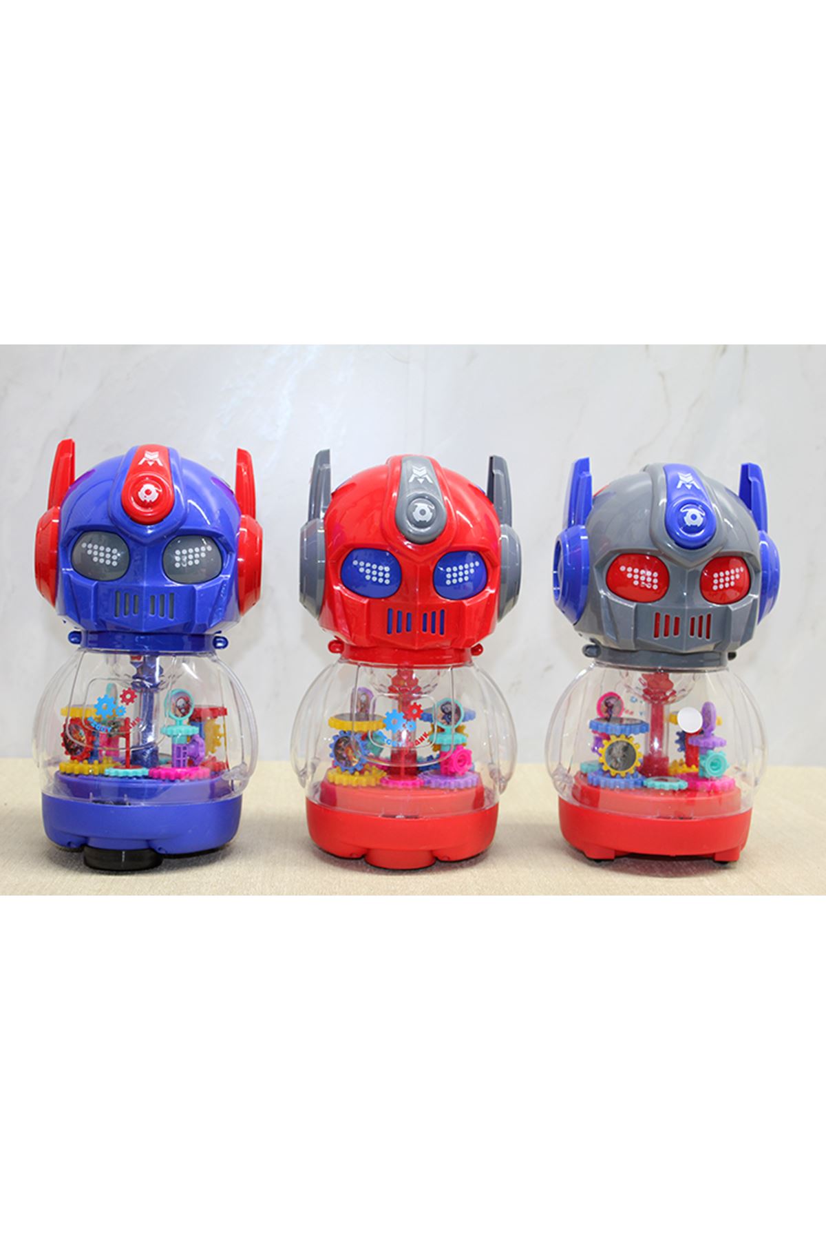 Dans Eden Işıklı Robot Kumbara