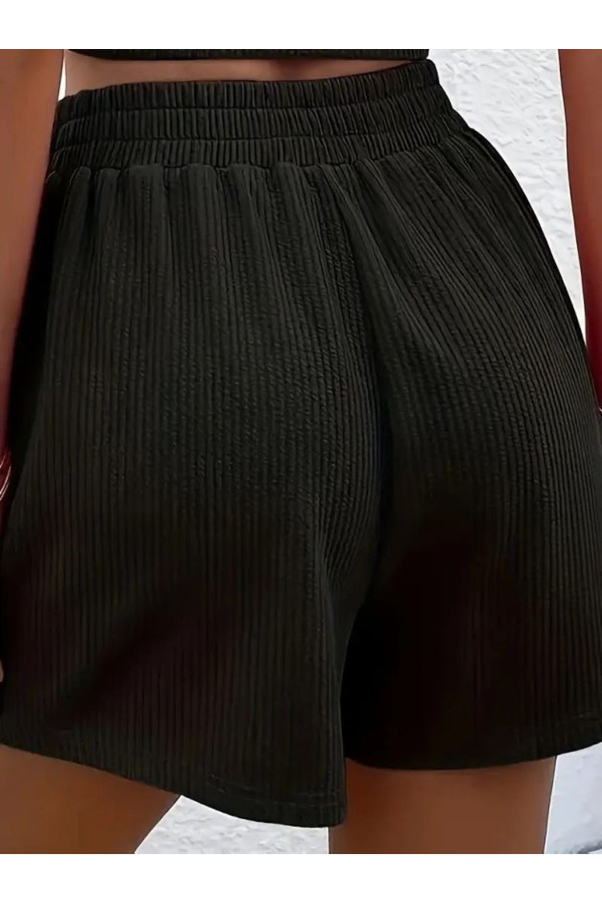 Kadın Askılı Yuvarlak Yakalı Burgu Krop Ve Bluz Short Ikili Takım
