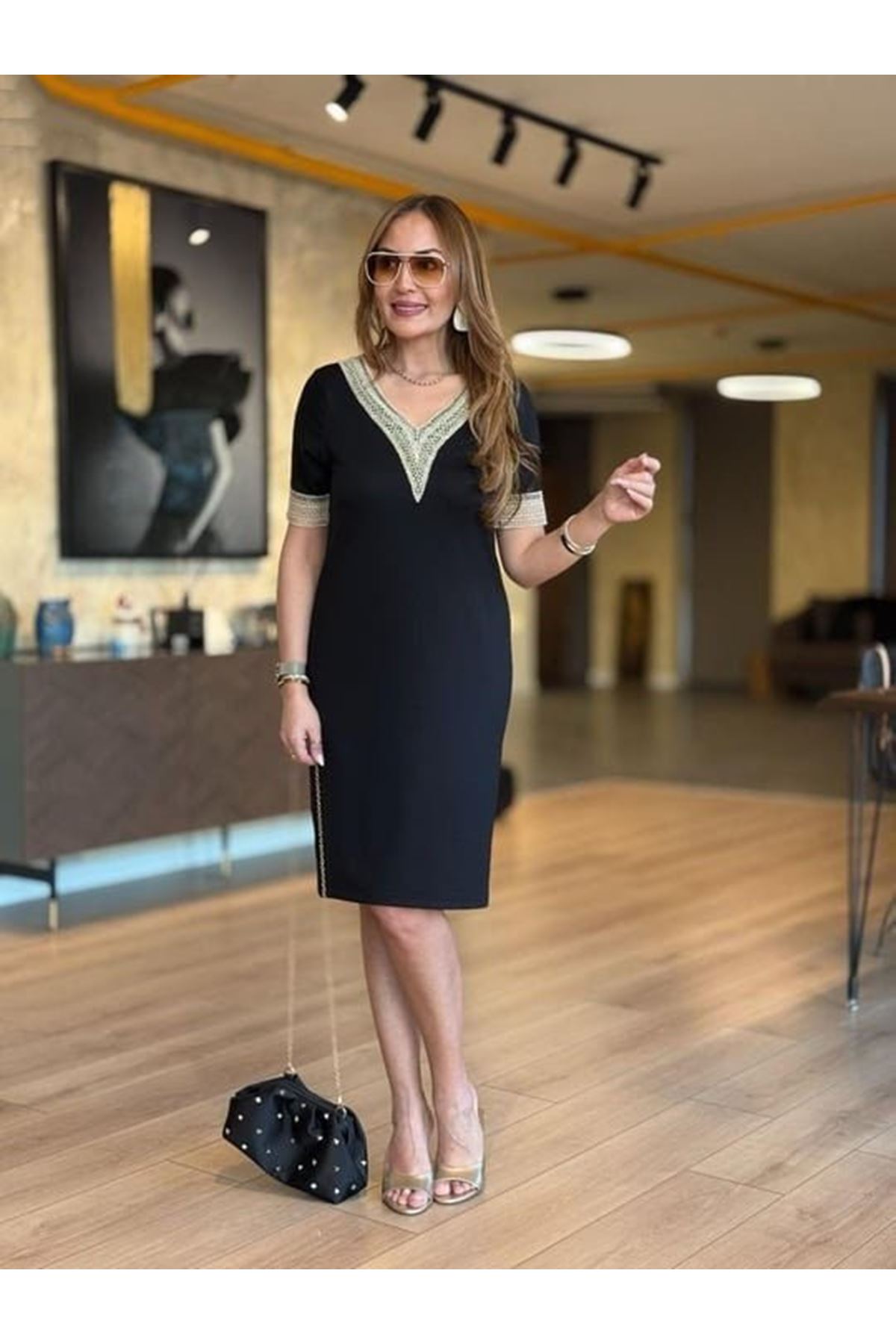 Kadın Kısa Kollu V Dantel Yaka Viskon Iki Iplik Elbise