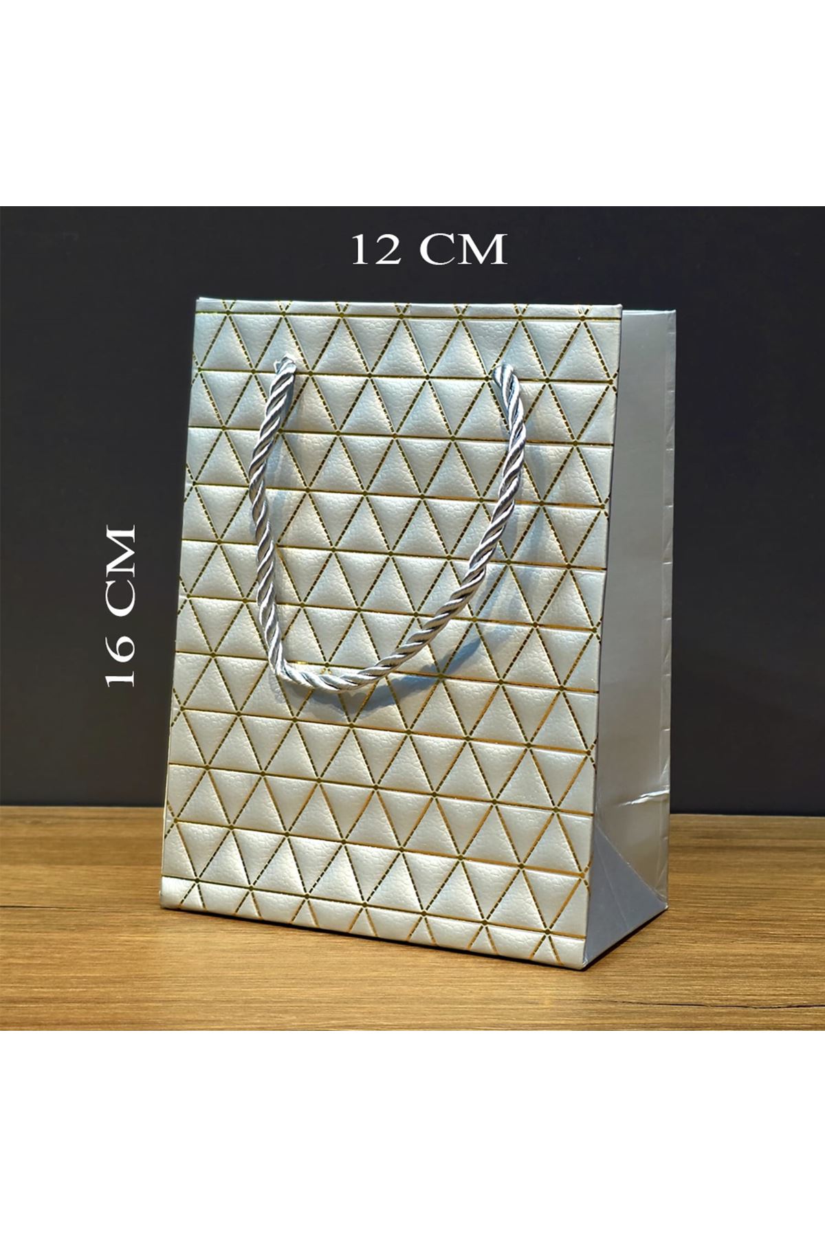 Gümüş Geometrik Desenli Mini Boy Karton Hediye Çantası