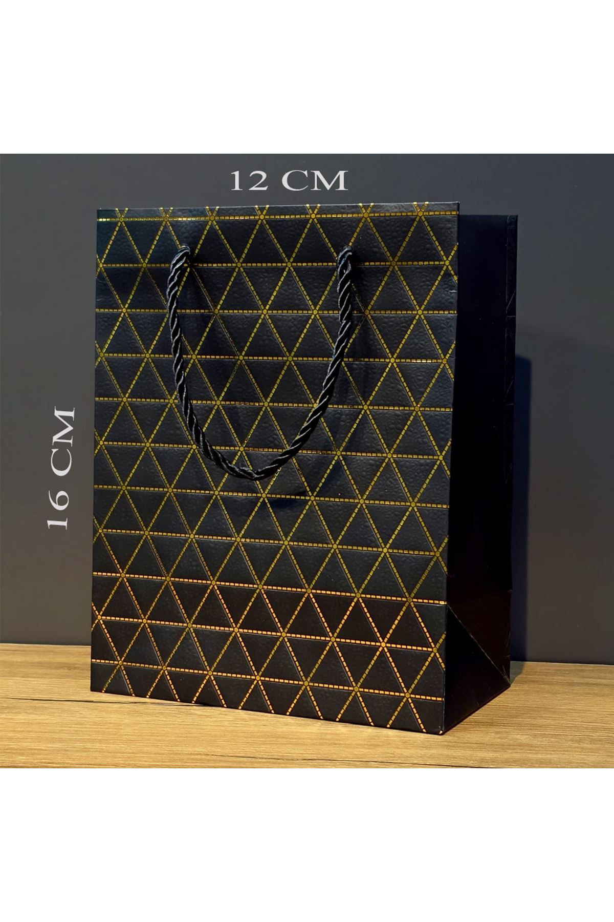 Siyah Geometrik Desenli Mini Boy Karton Hediye Çantası