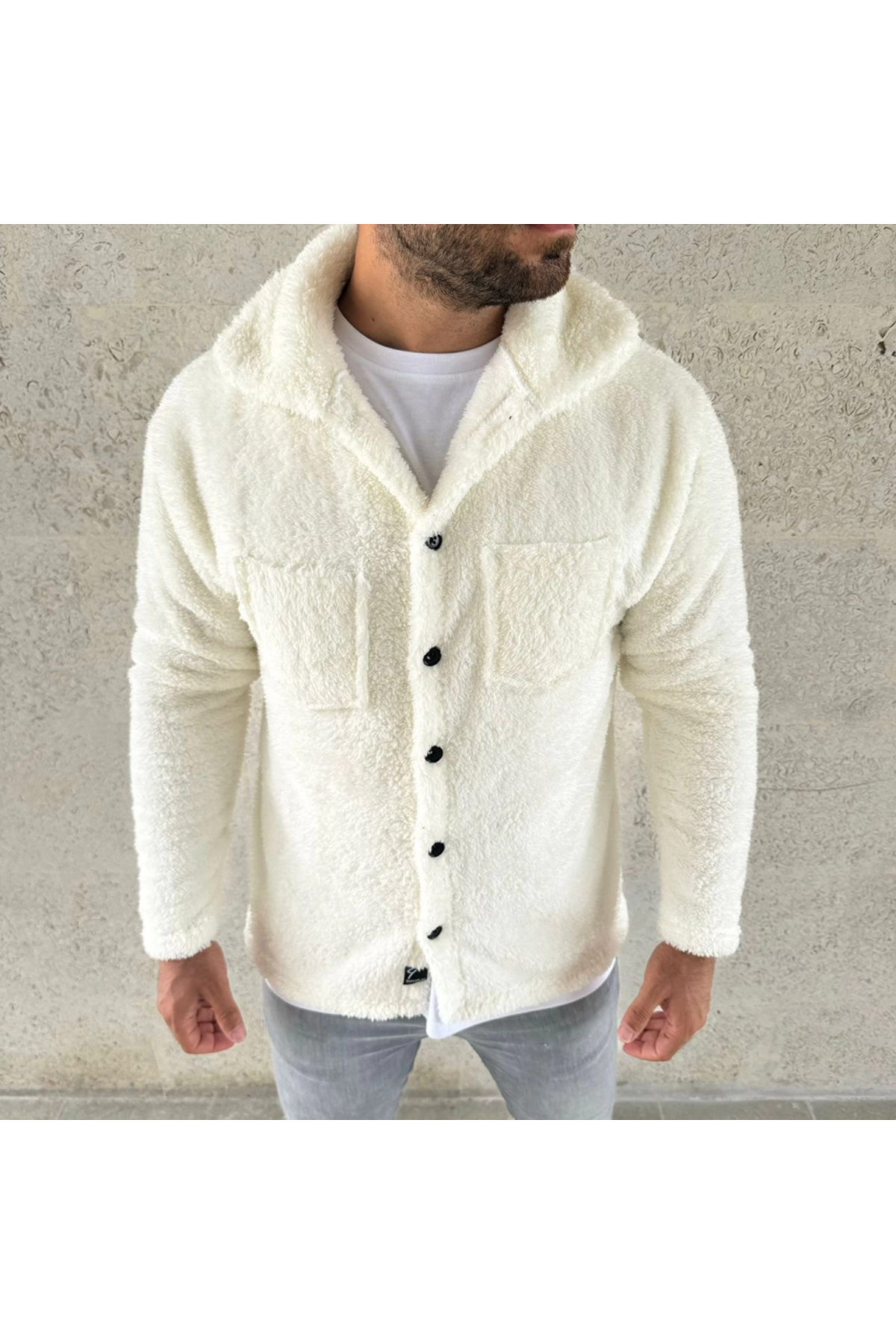 Erkek Pelüş Polar Hırka Gömlek – Yakalı, İlik Düğmeli, Göğüs Cepli, Yumuşak Dokulu Kışlık Regular Fit Rahat Günlük Model - Beyaz
