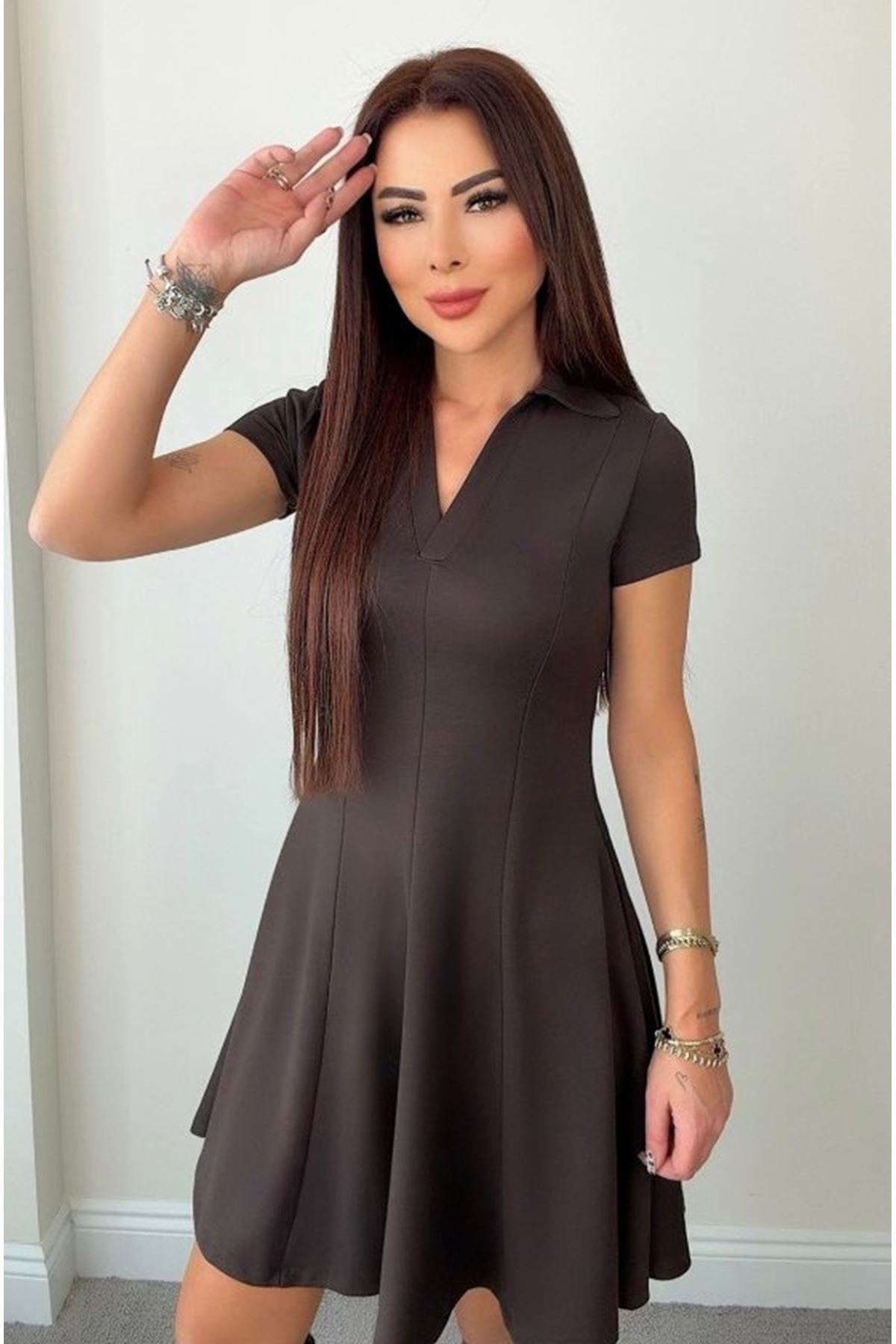Kadın Kısa Kollu V Yakalı Kısa Modal Elbise