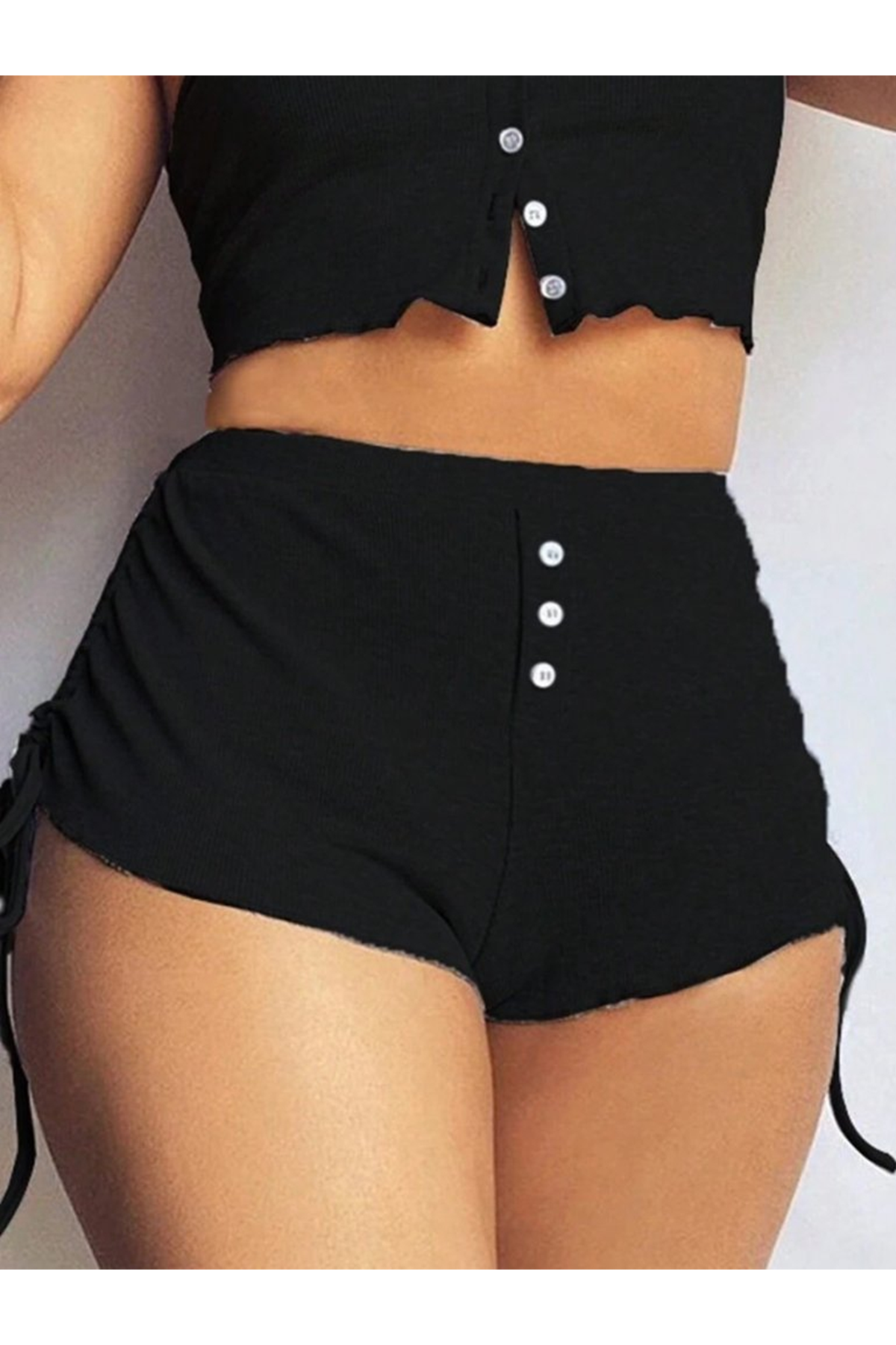 Kadın Ip Askılı Crop Bluz Ve Yanlardan Büzgülü Ikili Kaşkorse Short Takım