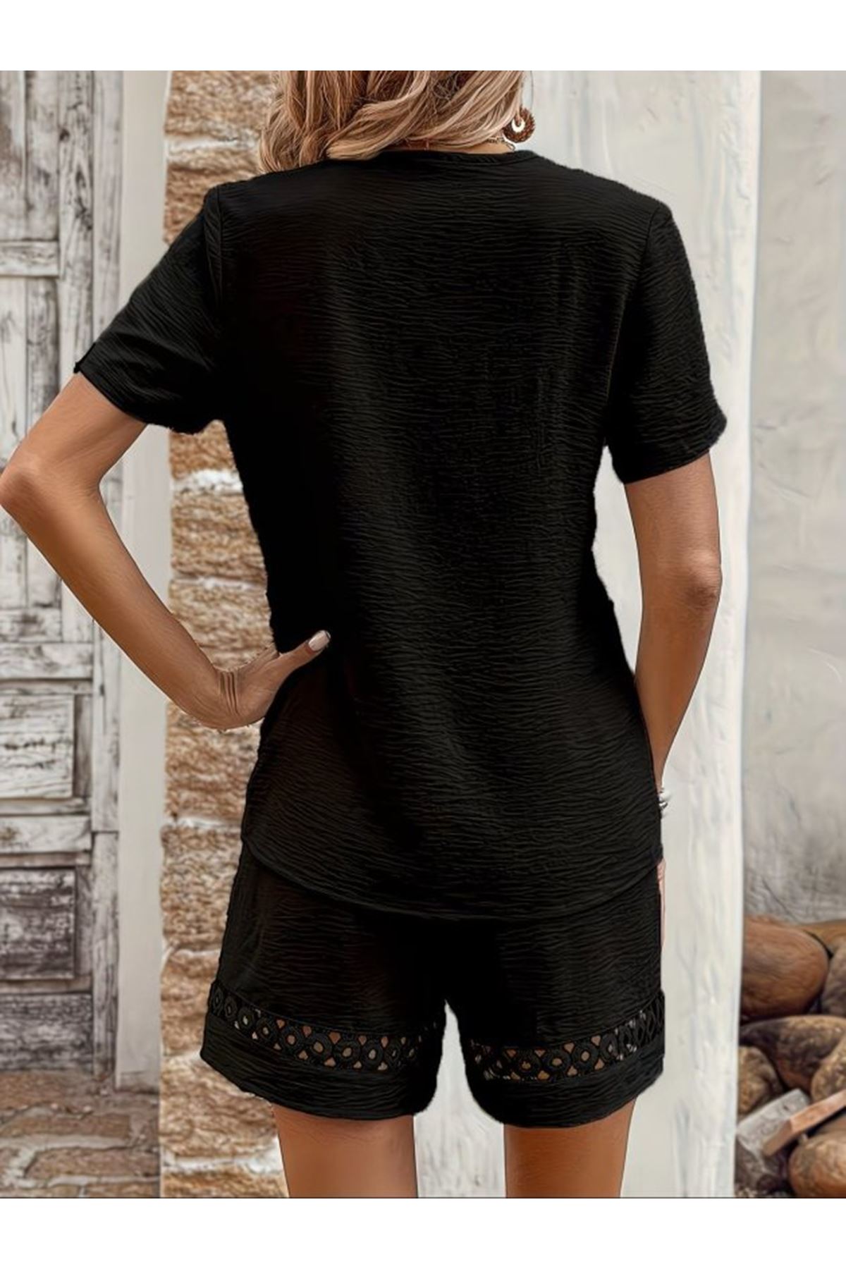 Kadın Kısa Kollu V Yakalı Bluz Ve Short Ikili Takım