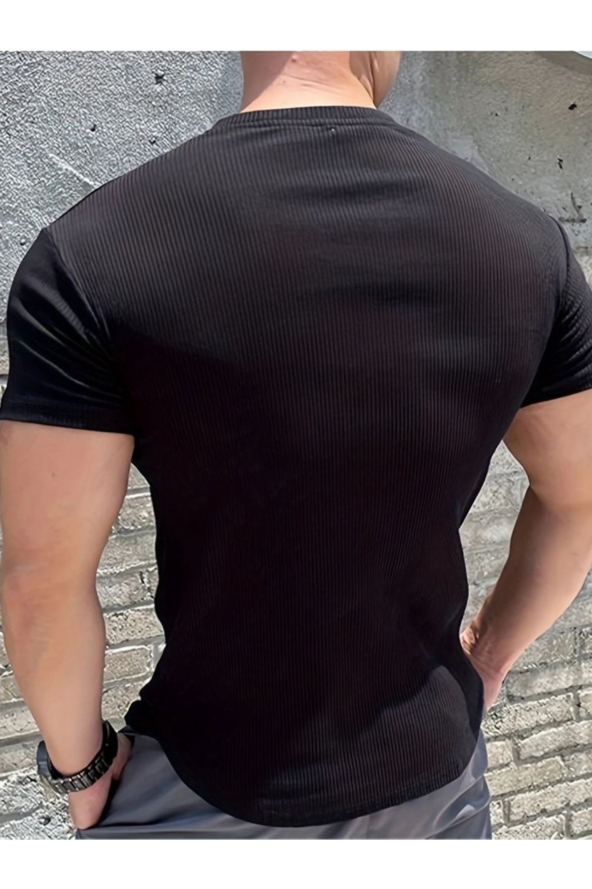 Erkek Kısa Kollu Bisiklet Yaka Burgu Tişört