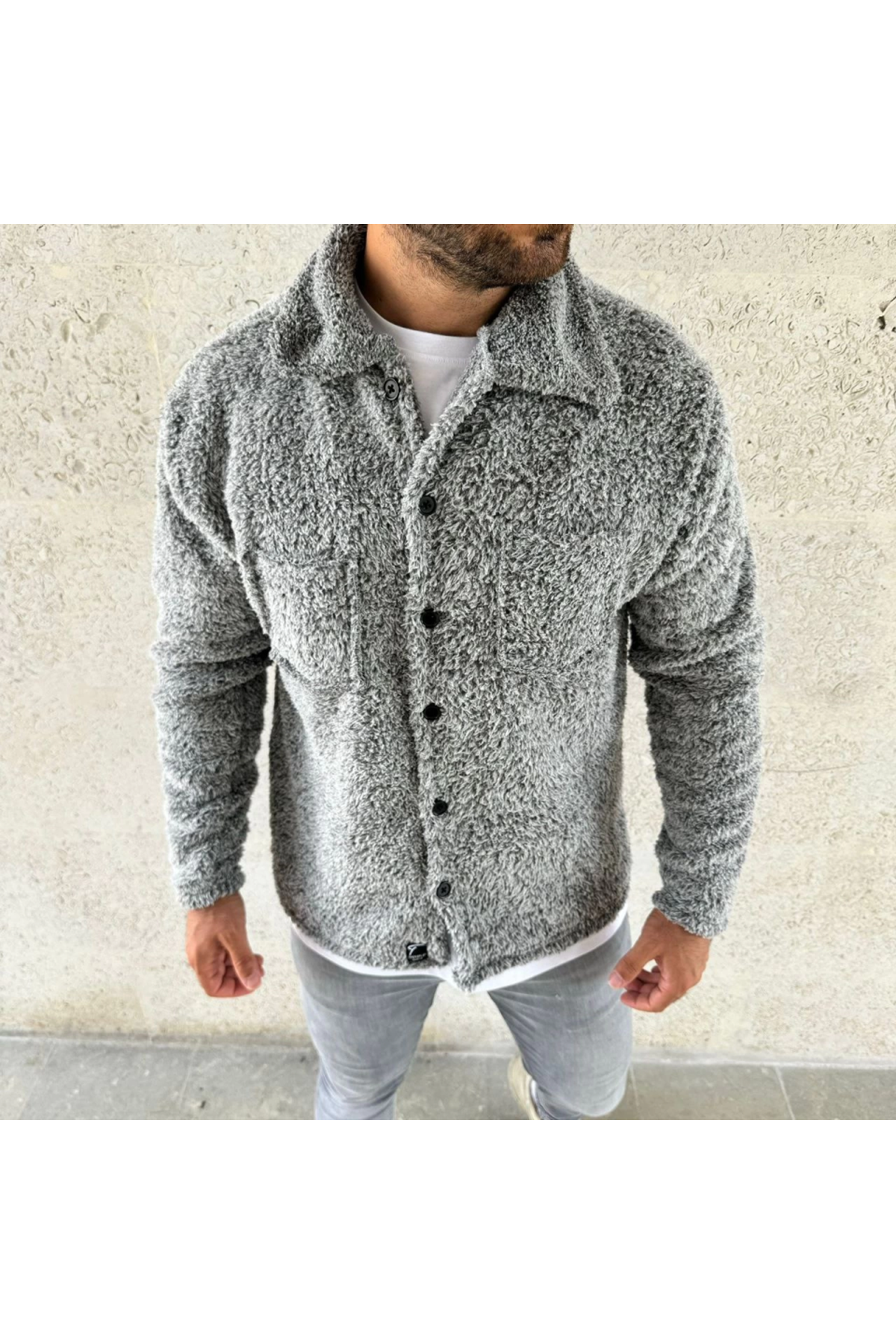 Erkek Pelüş Polar Hırka Gömlek – Yakalı, İlik Düğmeli, Göğüs Cepli, Yumuşak Dokulu Kışlık Regular Fit Rahat Günlük Model - Gri