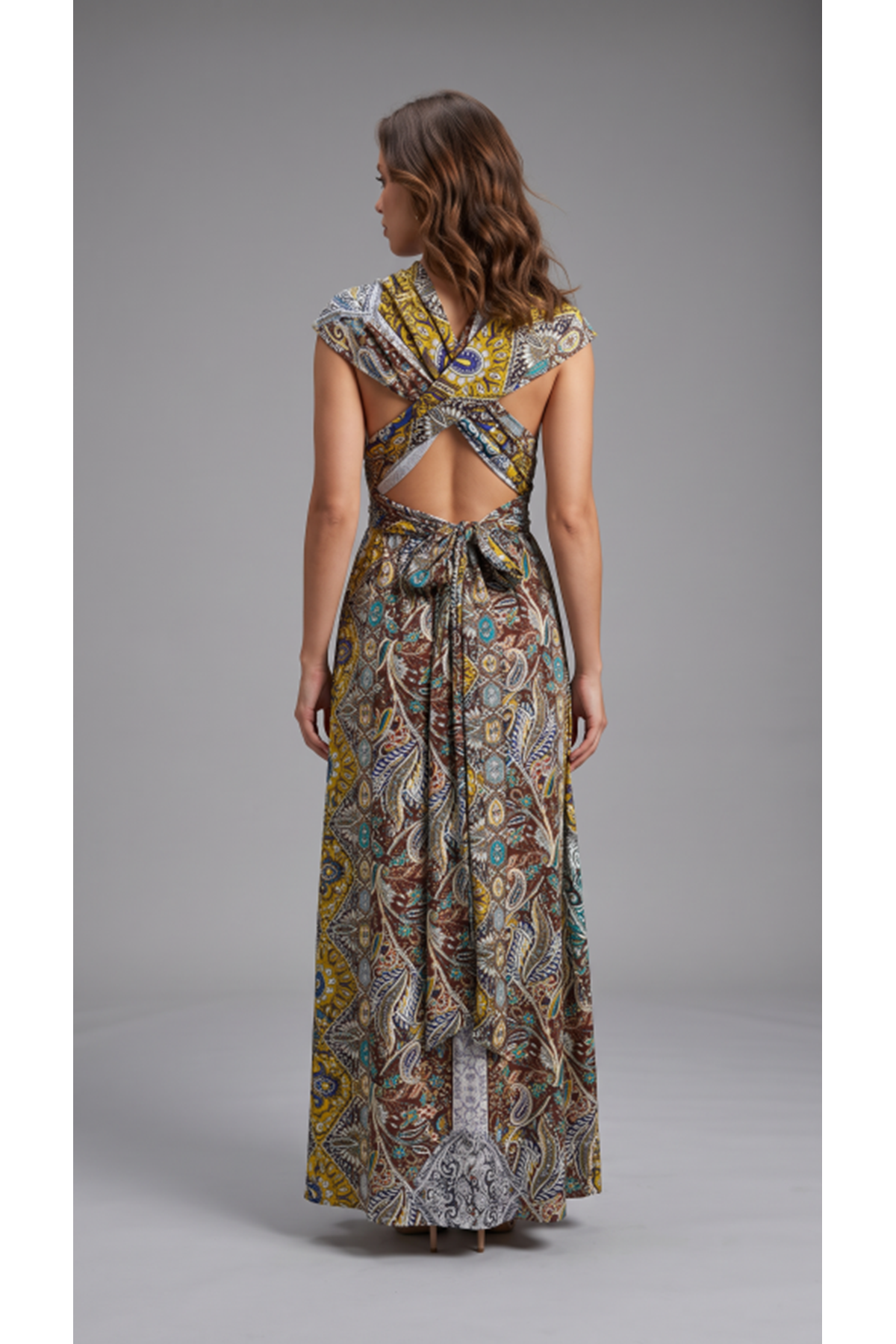 Kadın Omuzlardan Açık Yakadan çapraz Geçme Detaylı Yırtmaçlı Desenli Uzun Süprem Elbise